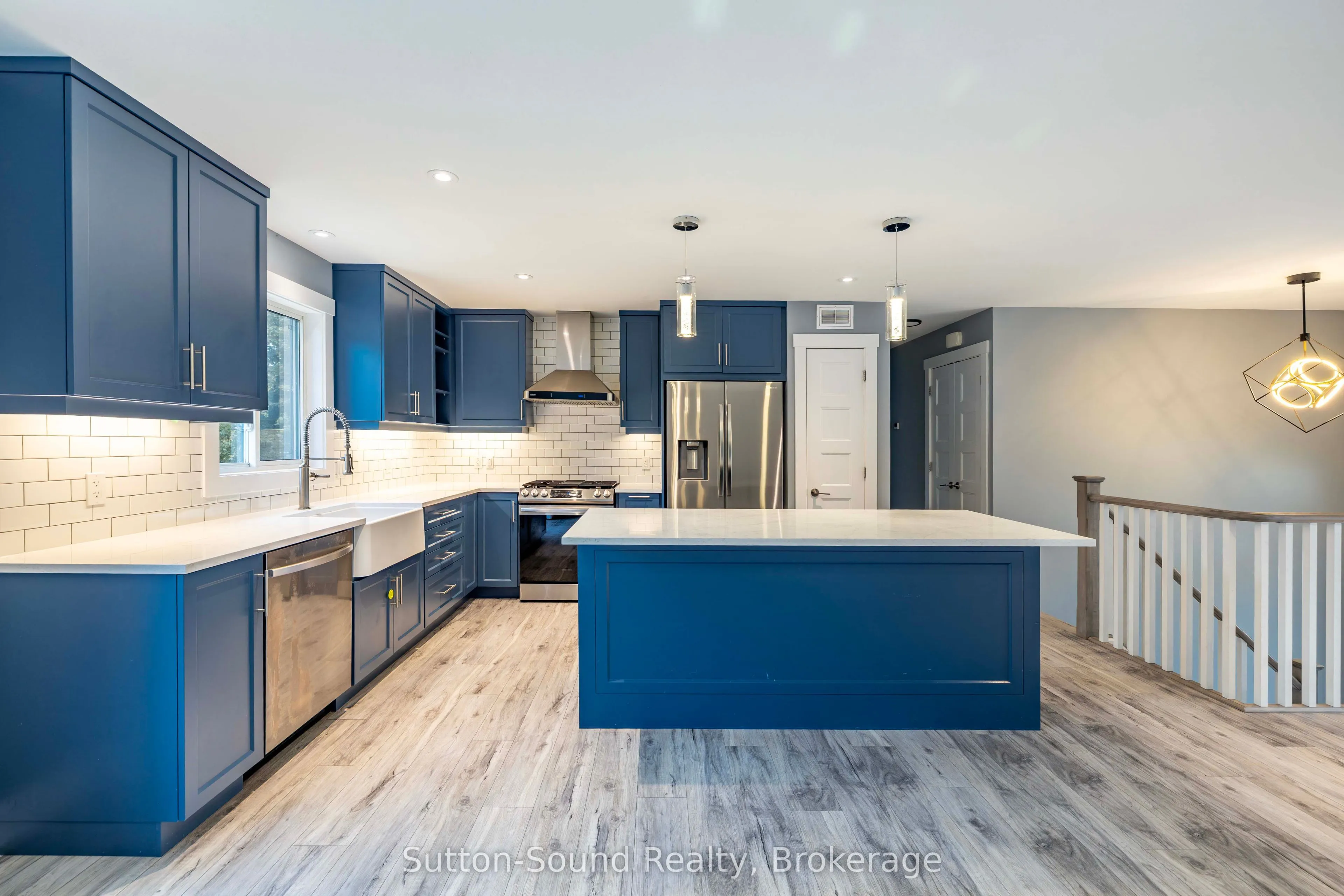 562 24th Street W