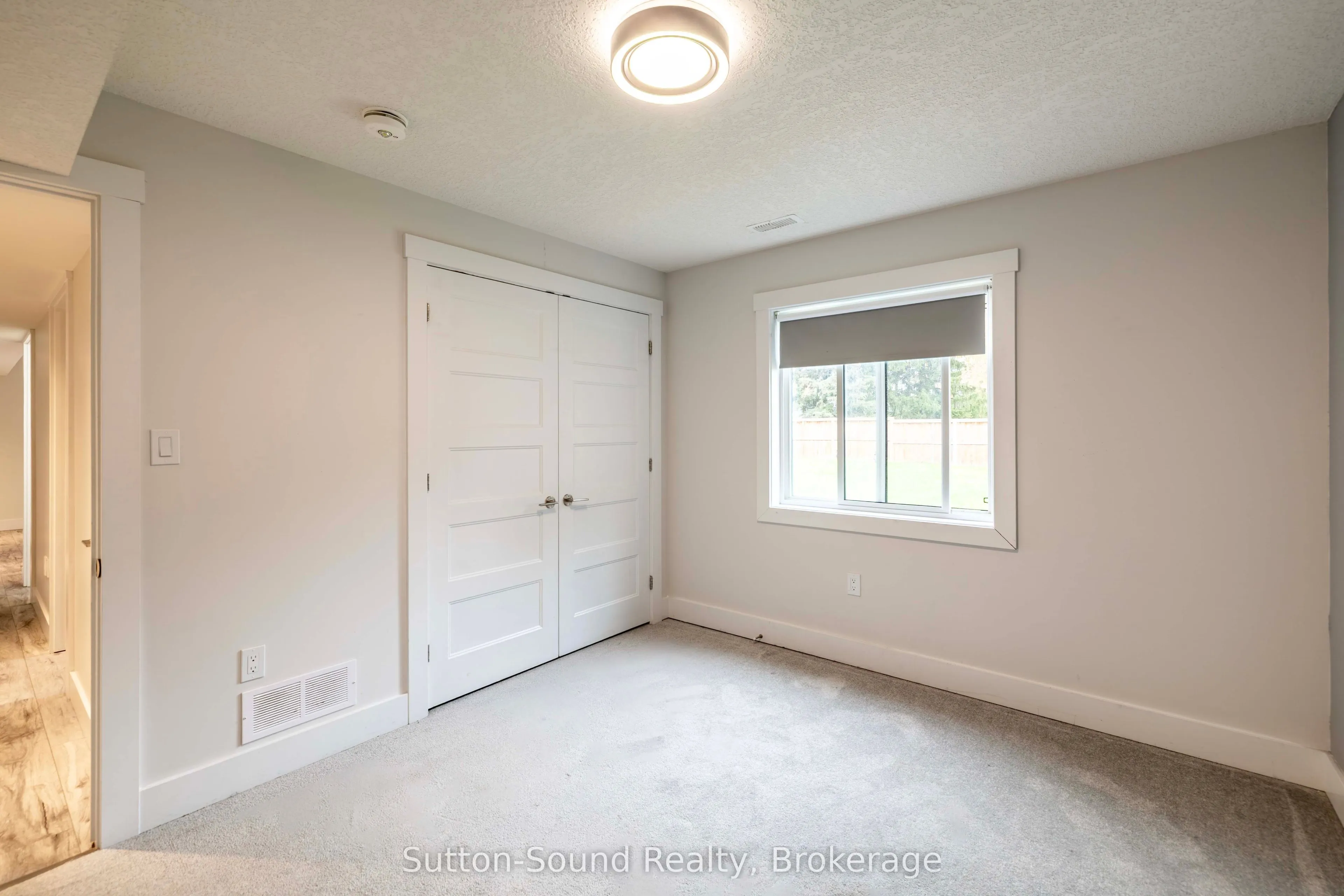 562 24th Street W