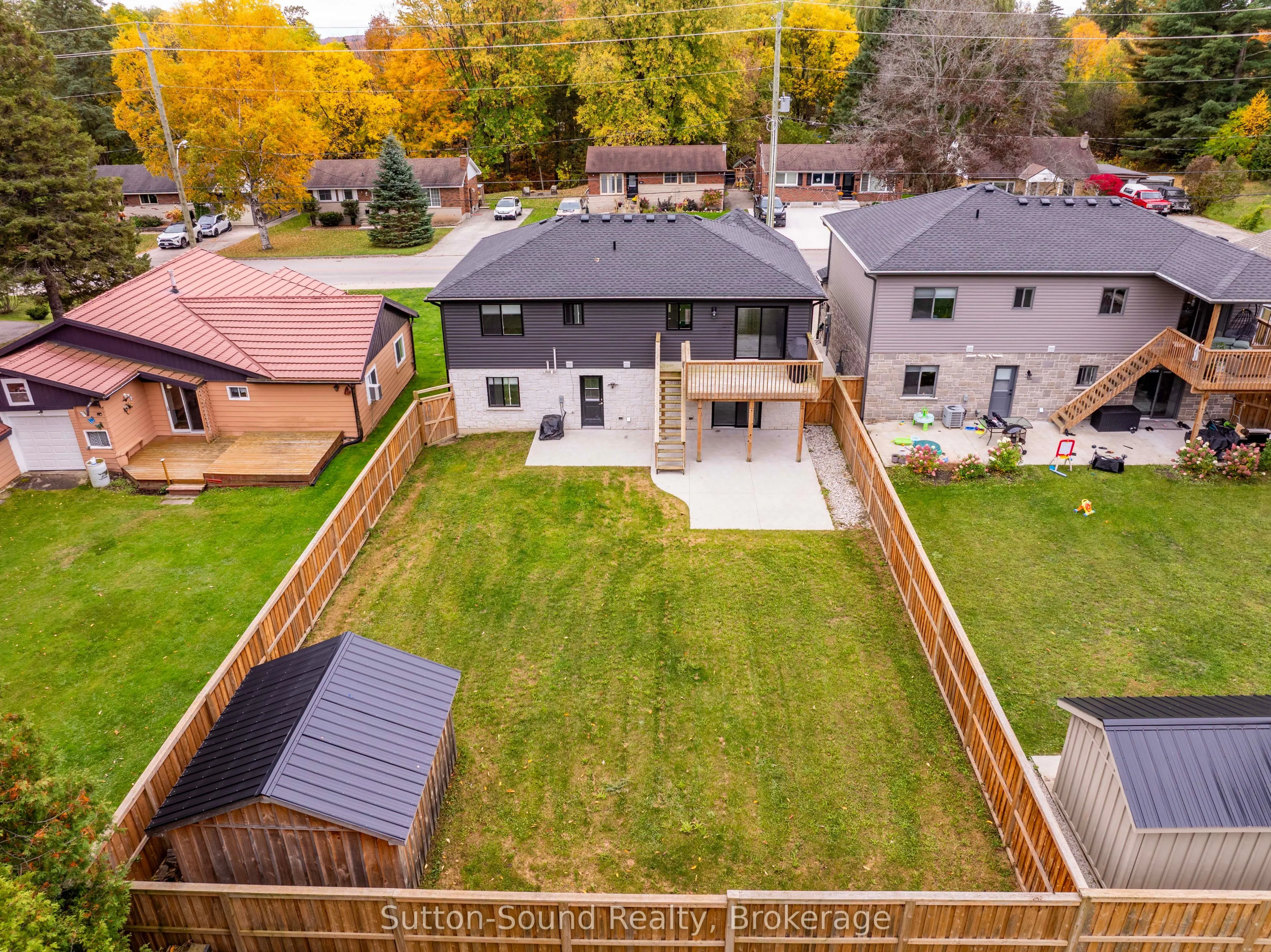 562 24th Street W