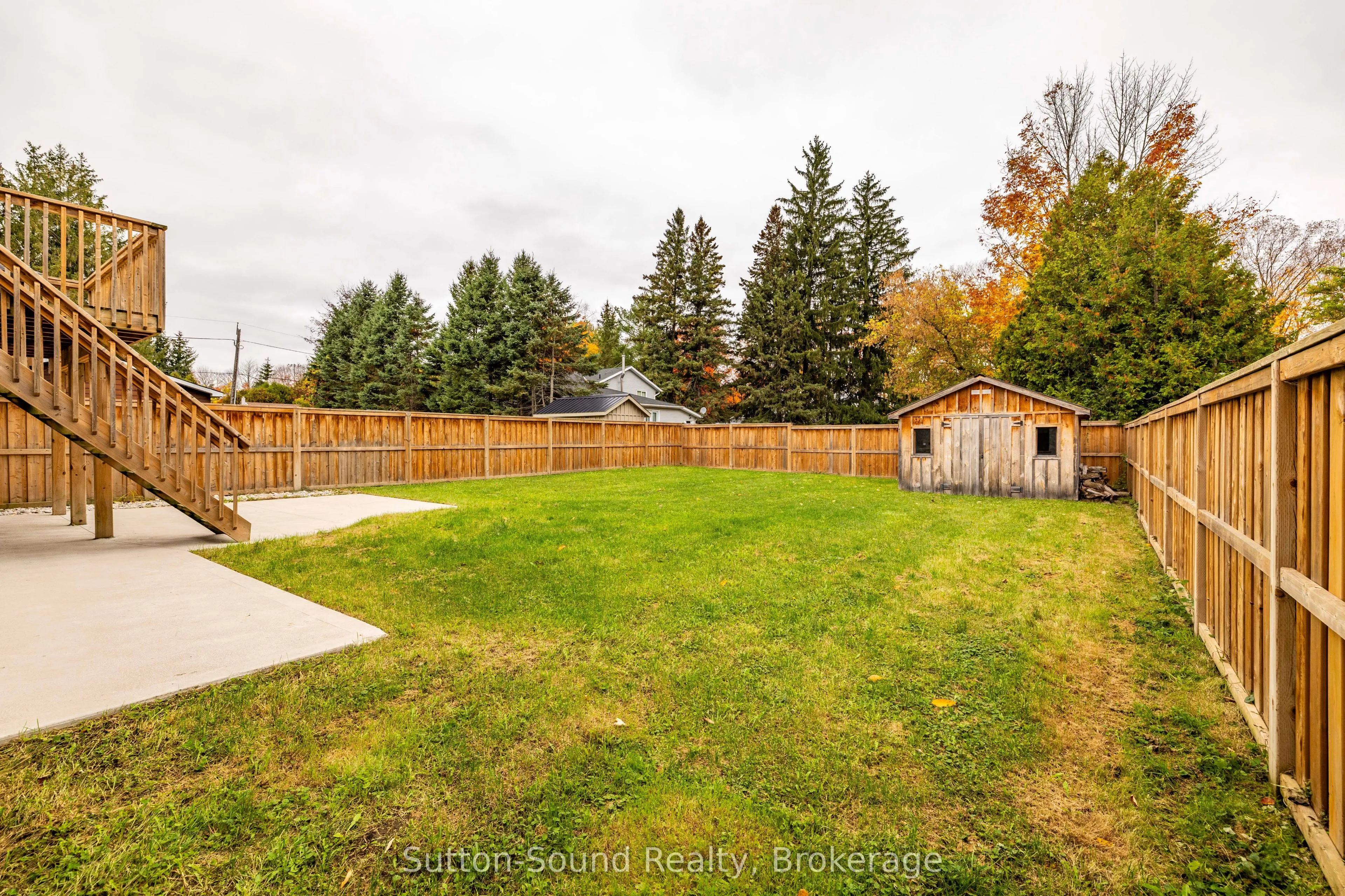 562 24th Street W