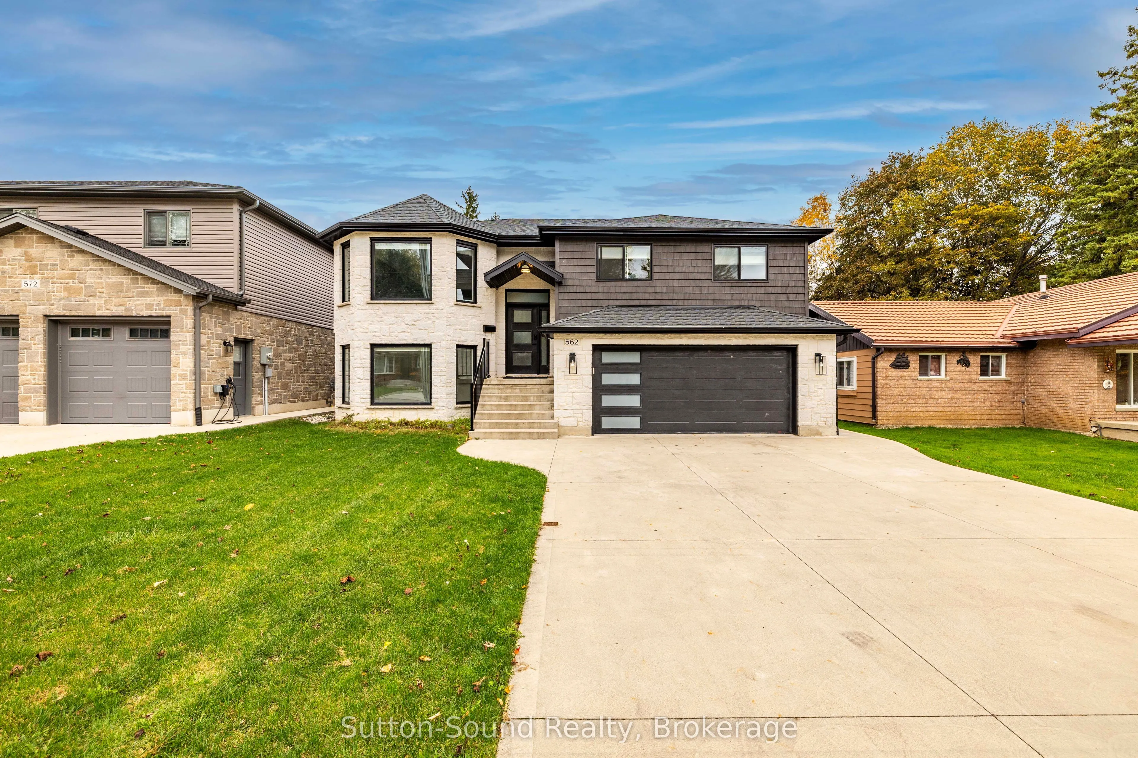 562 24th Street W