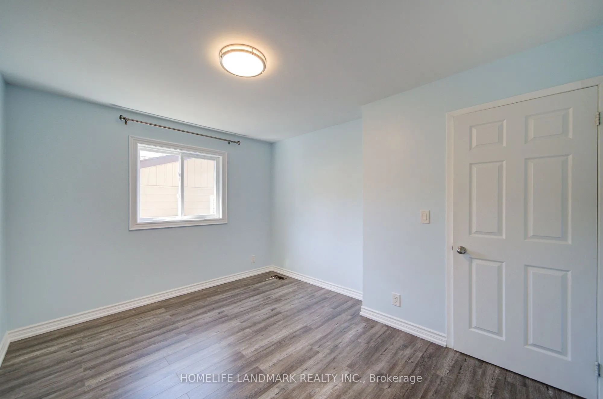19 SOUTHDALE Drive