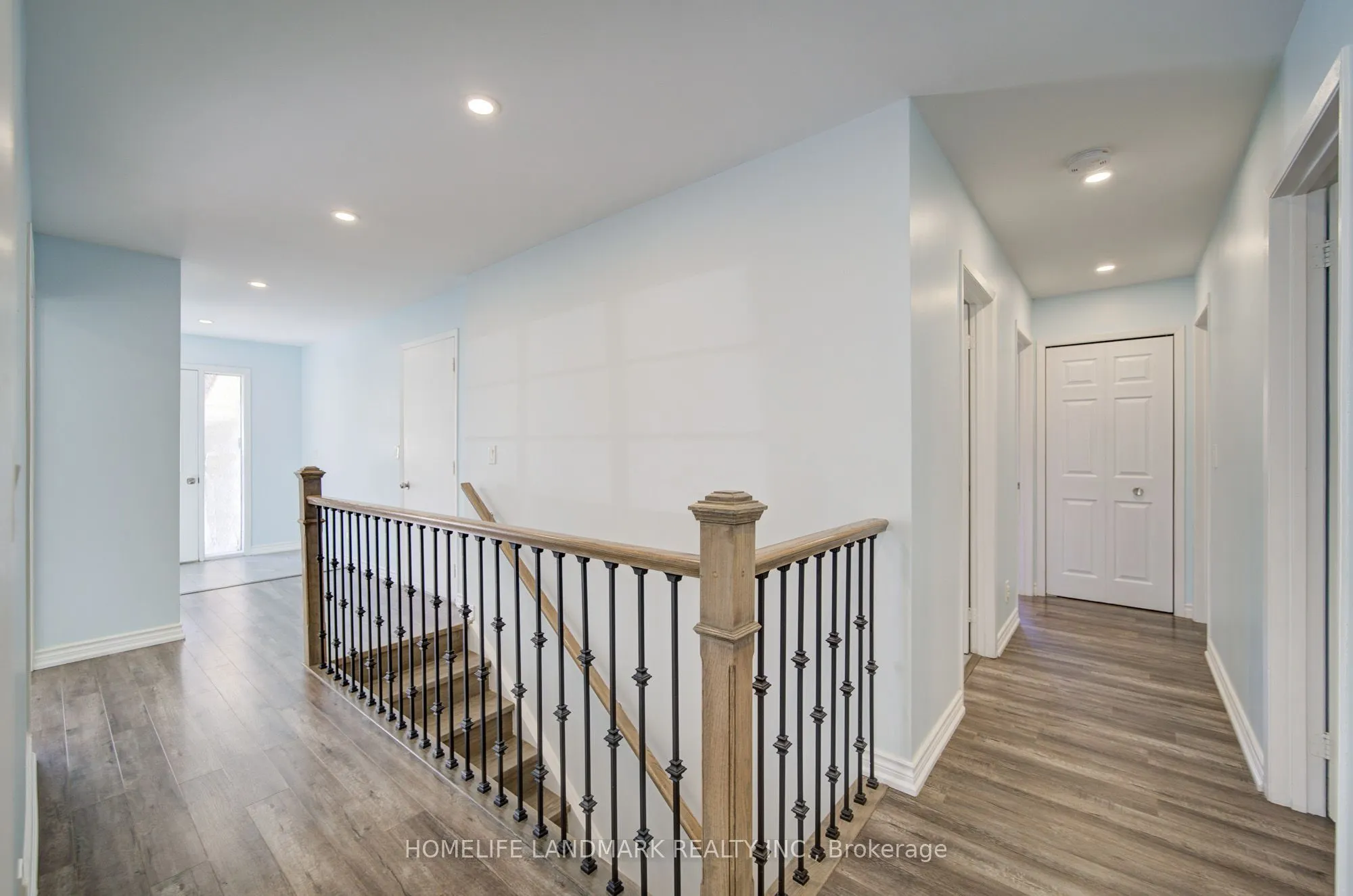 19 SOUTHDALE Drive