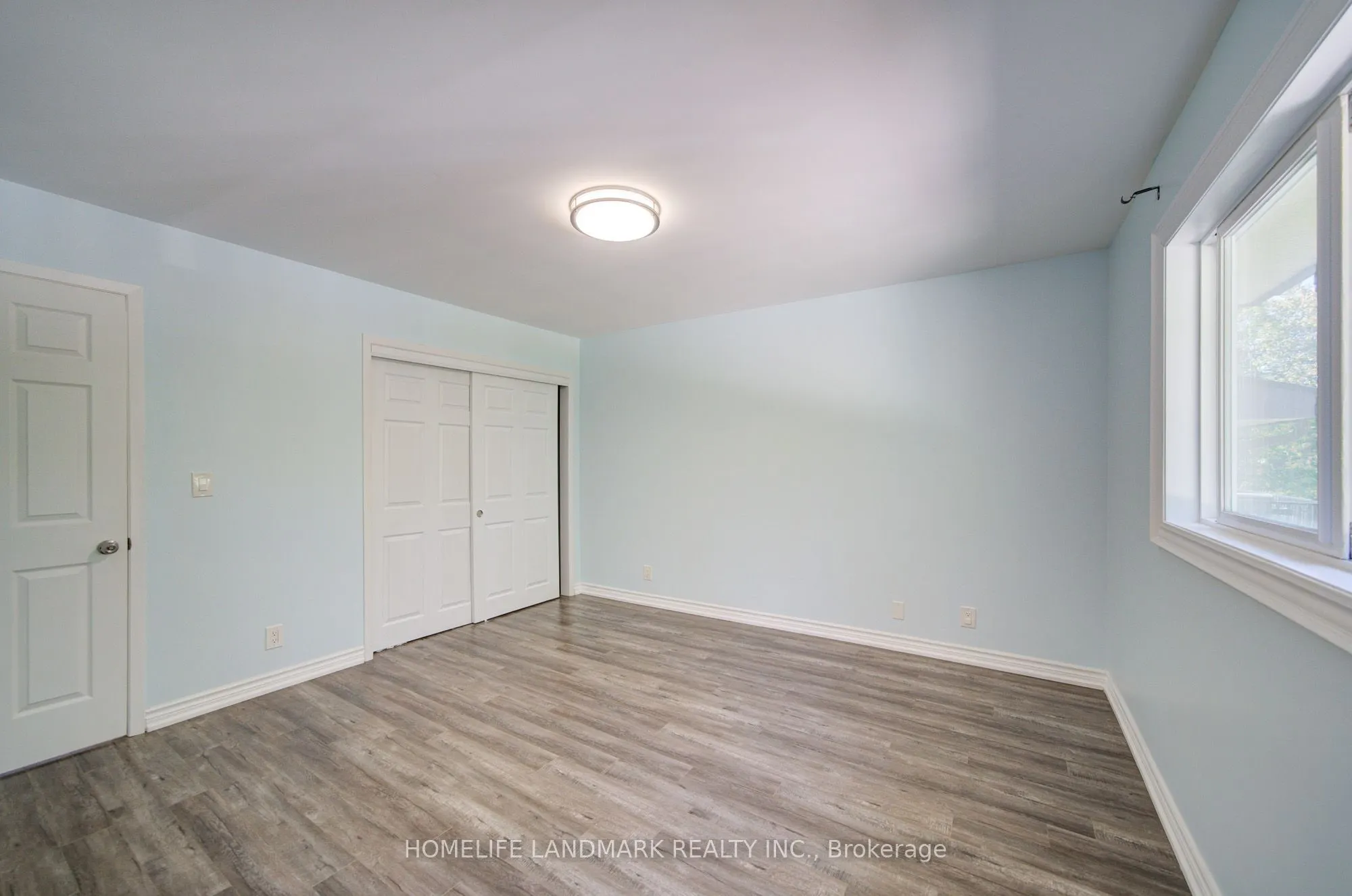 19 SOUTHDALE Drive