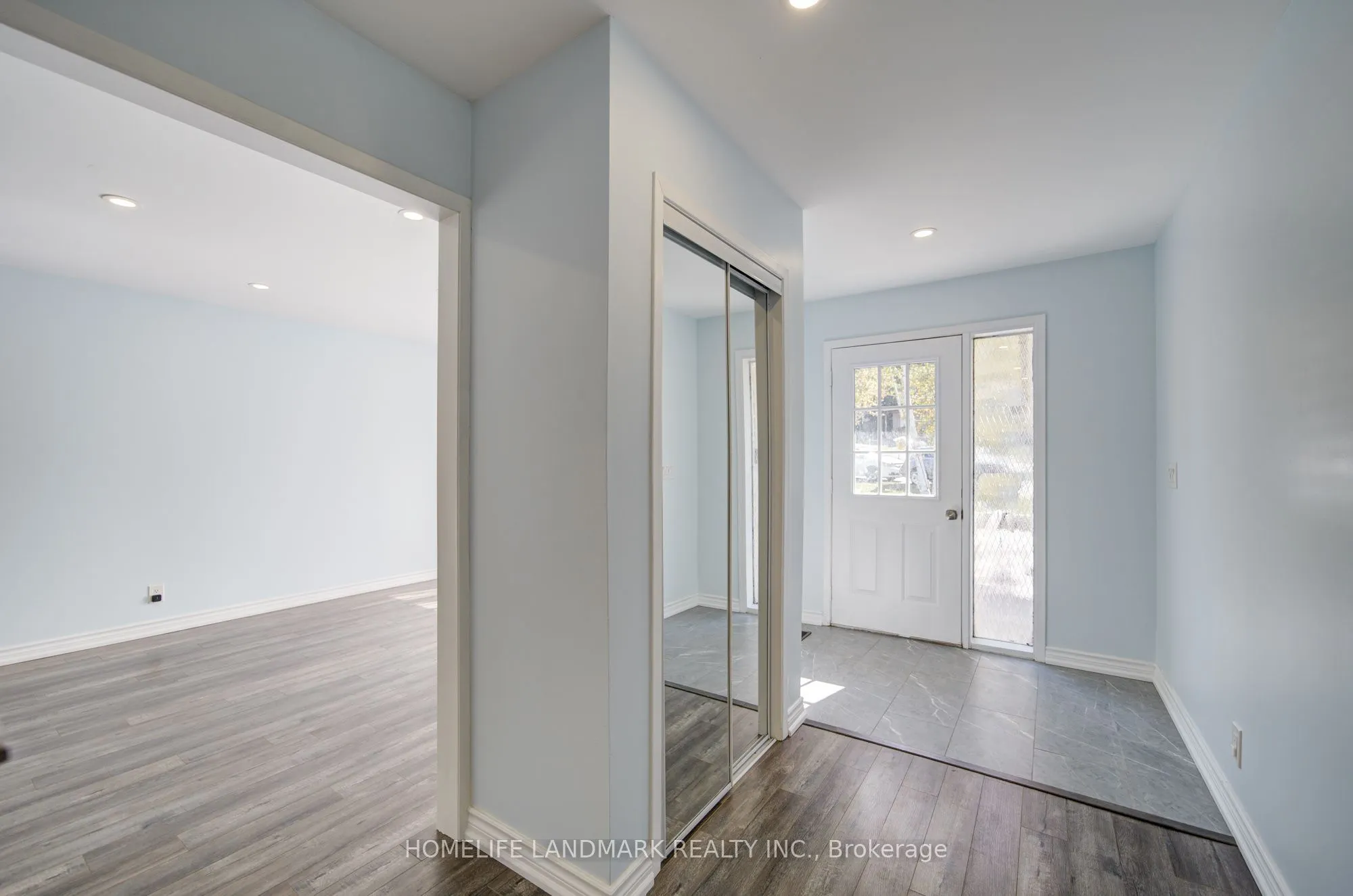 19 SOUTHDALE Drive