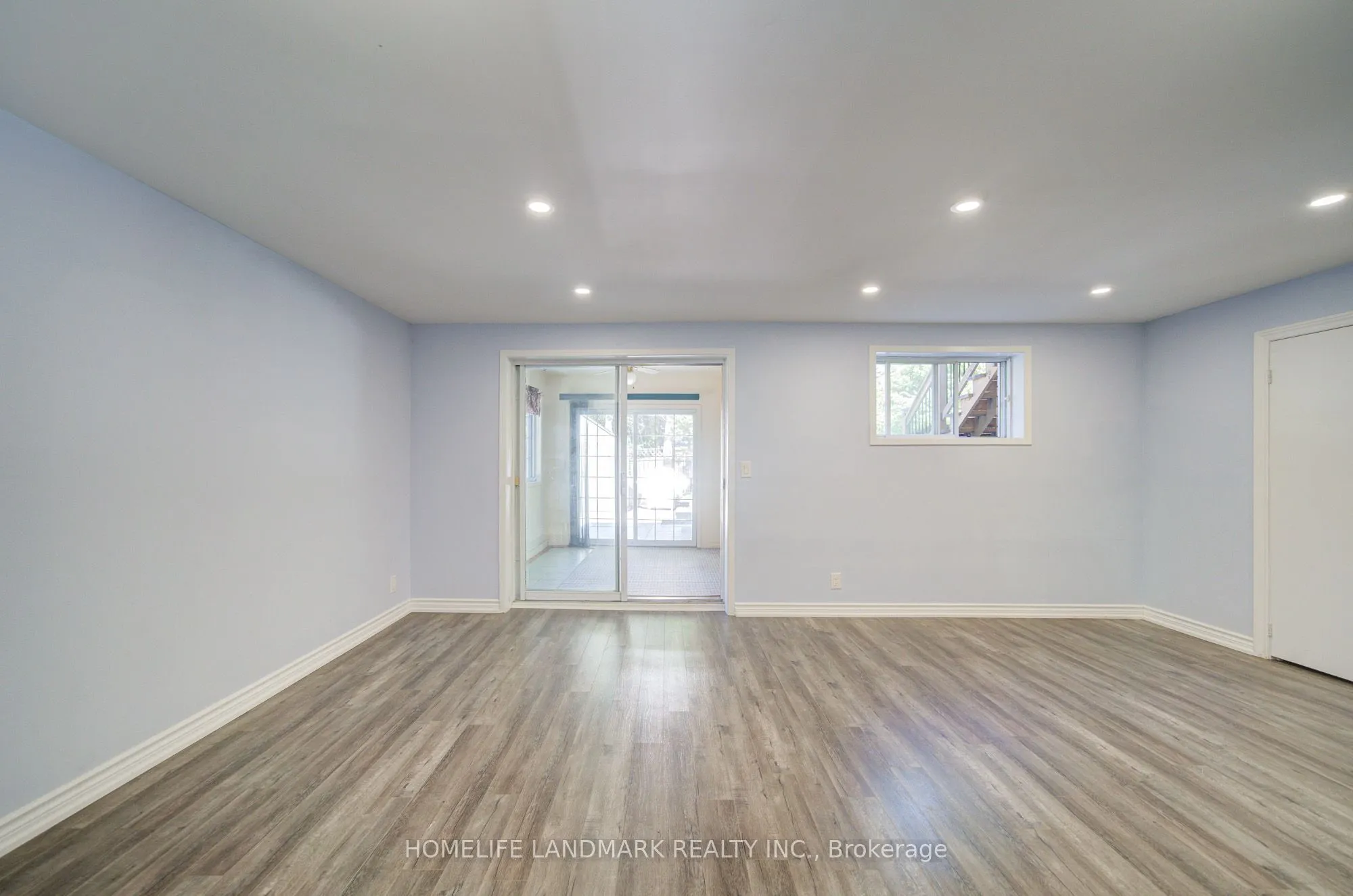 19 SOUTHDALE Drive