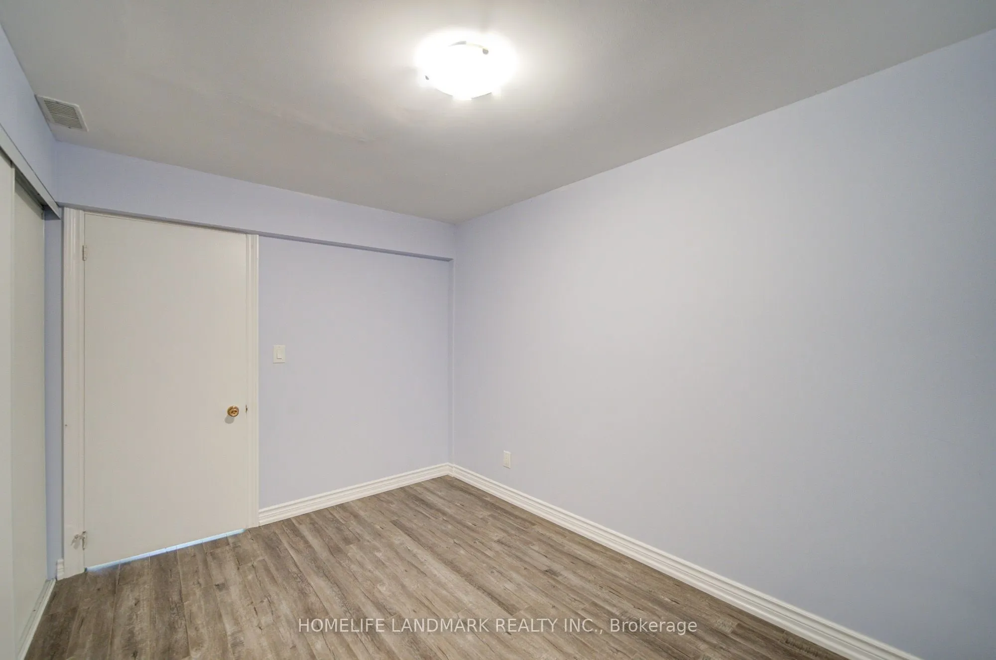 19 SOUTHDALE Drive