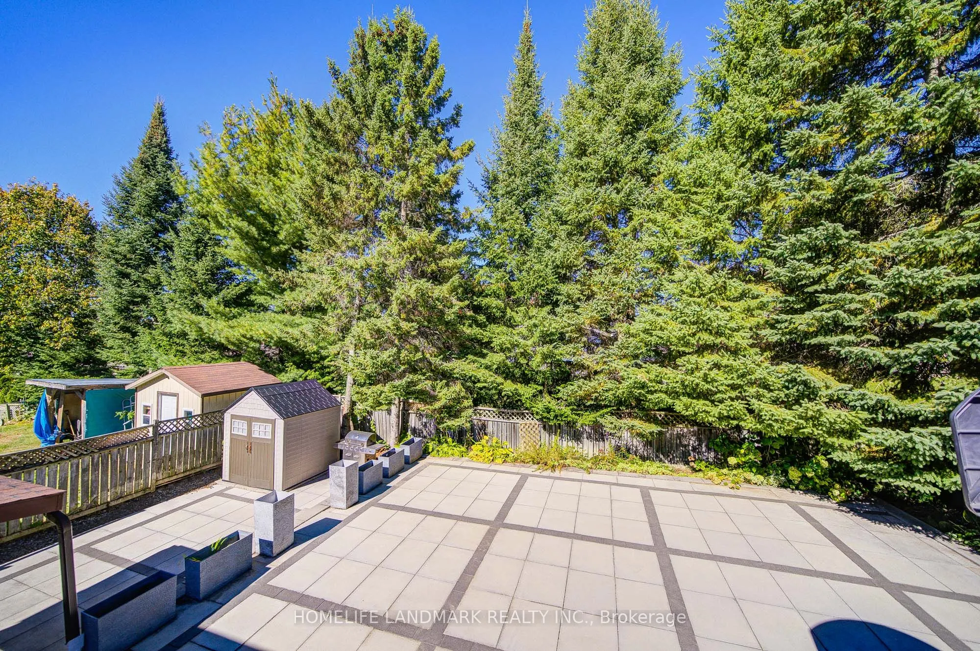 19 SOUTHDALE Drive