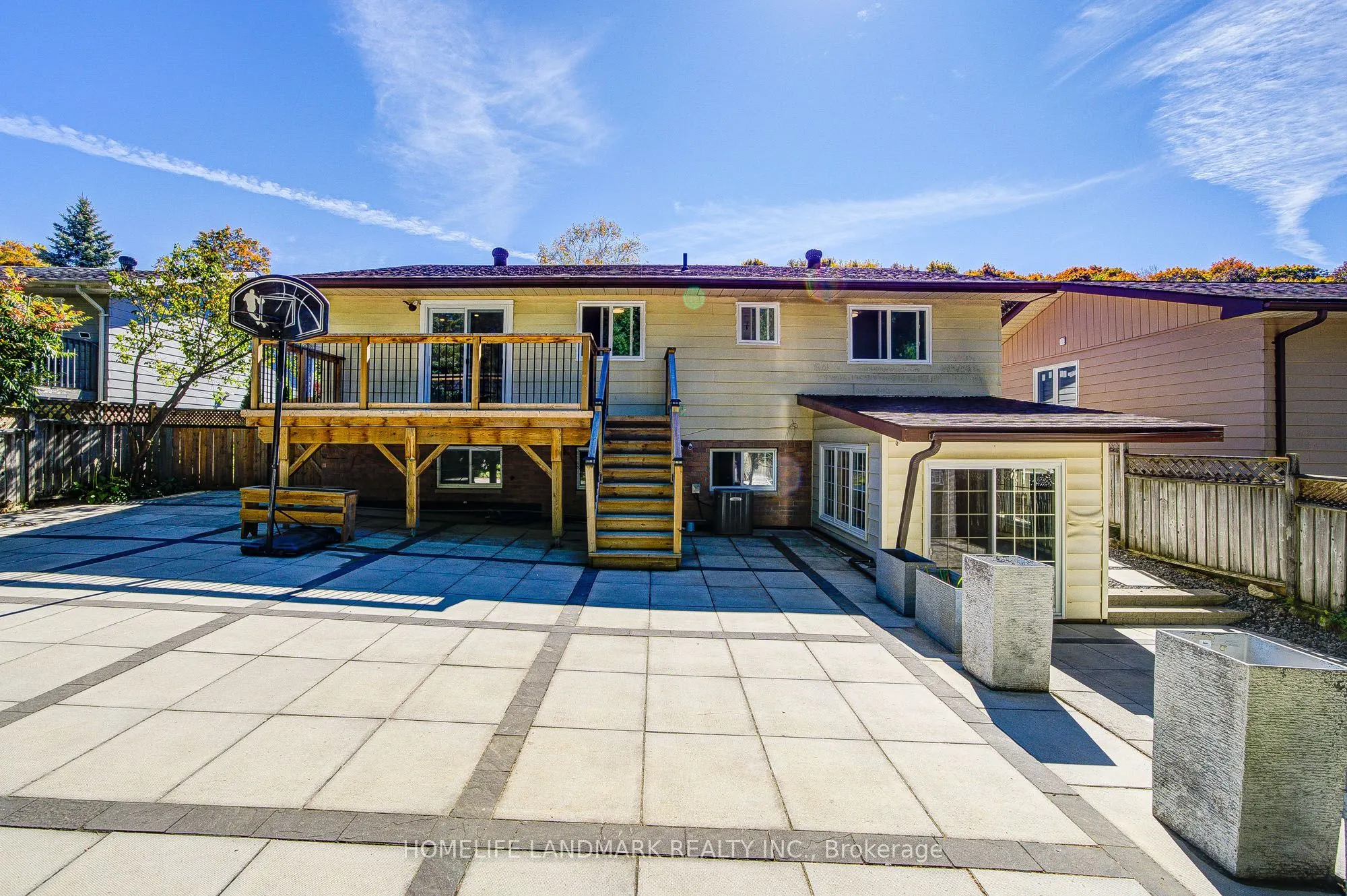 19 SOUTHDALE Drive