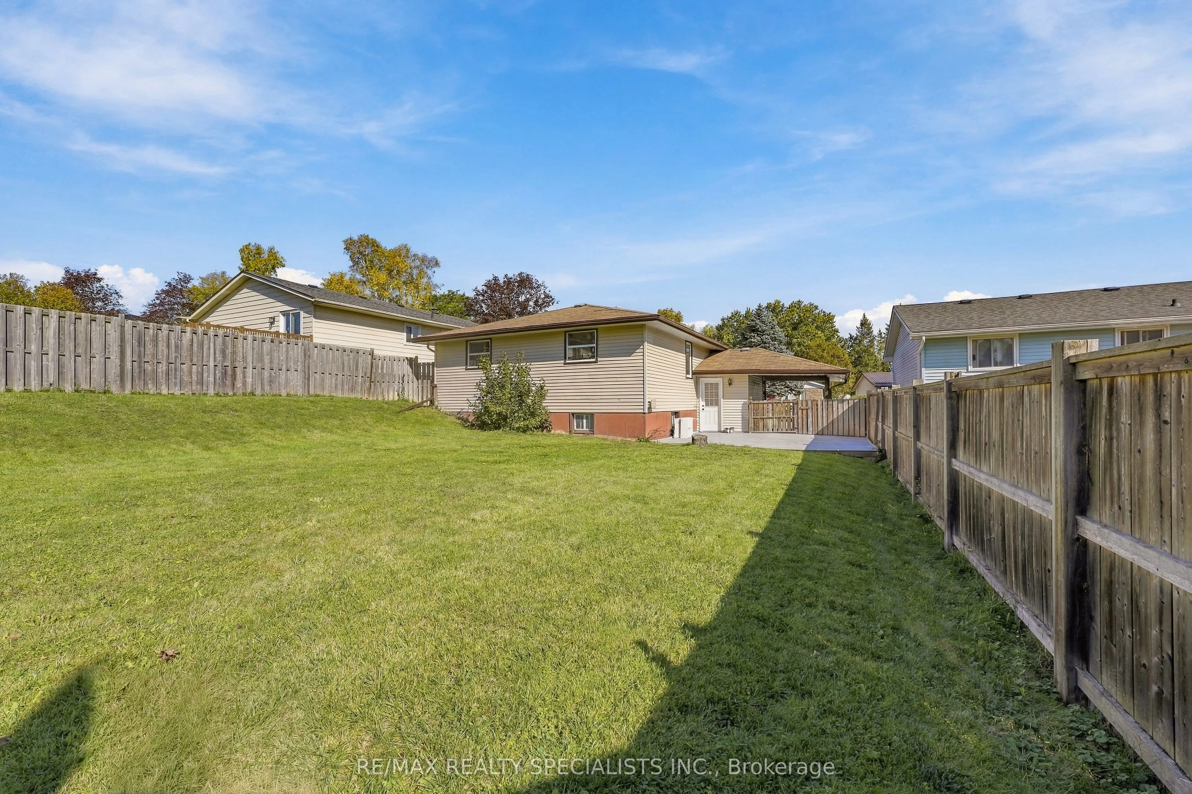 5 Van Alstine Drive