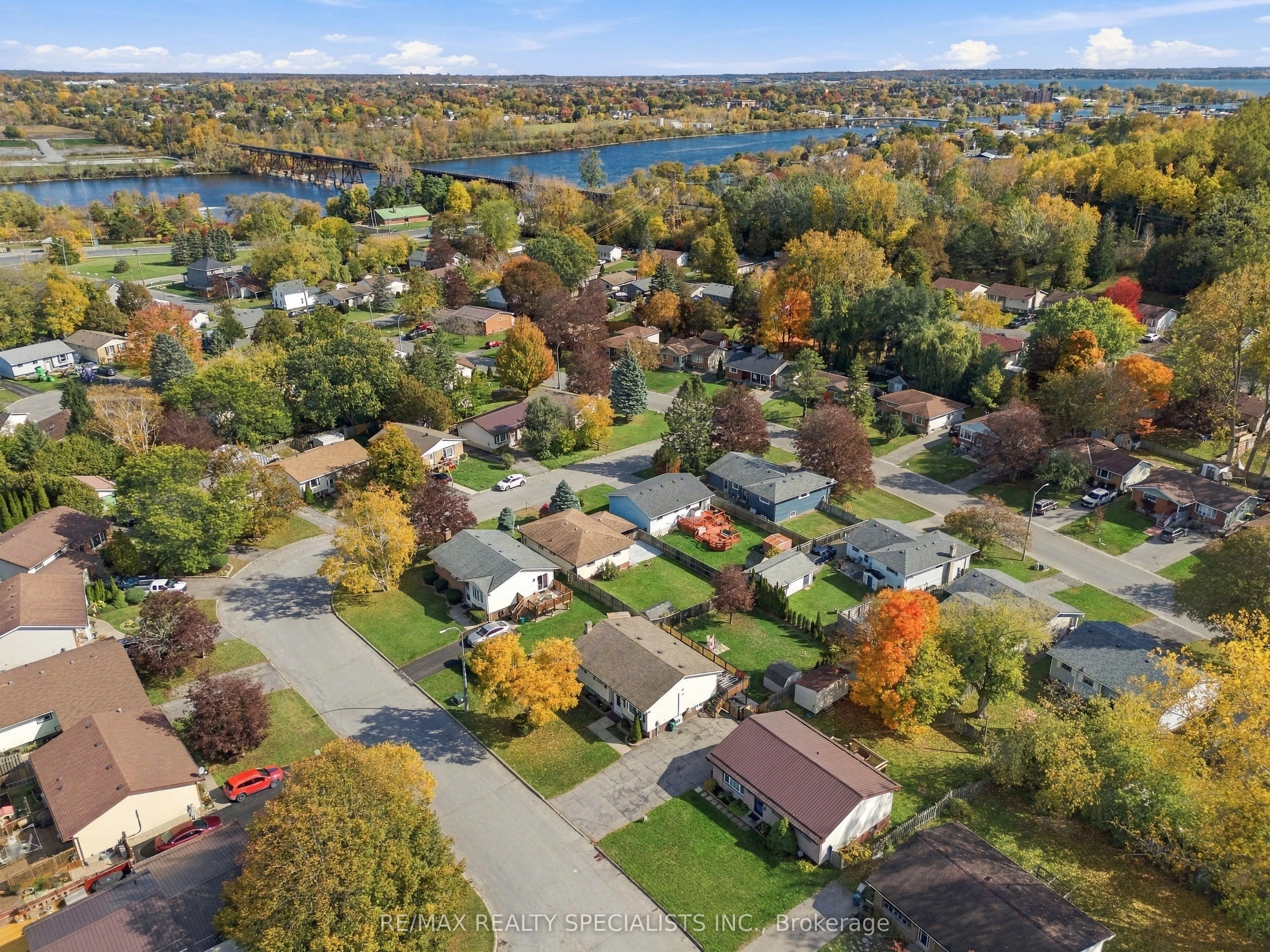 5 Van Alstine Drive