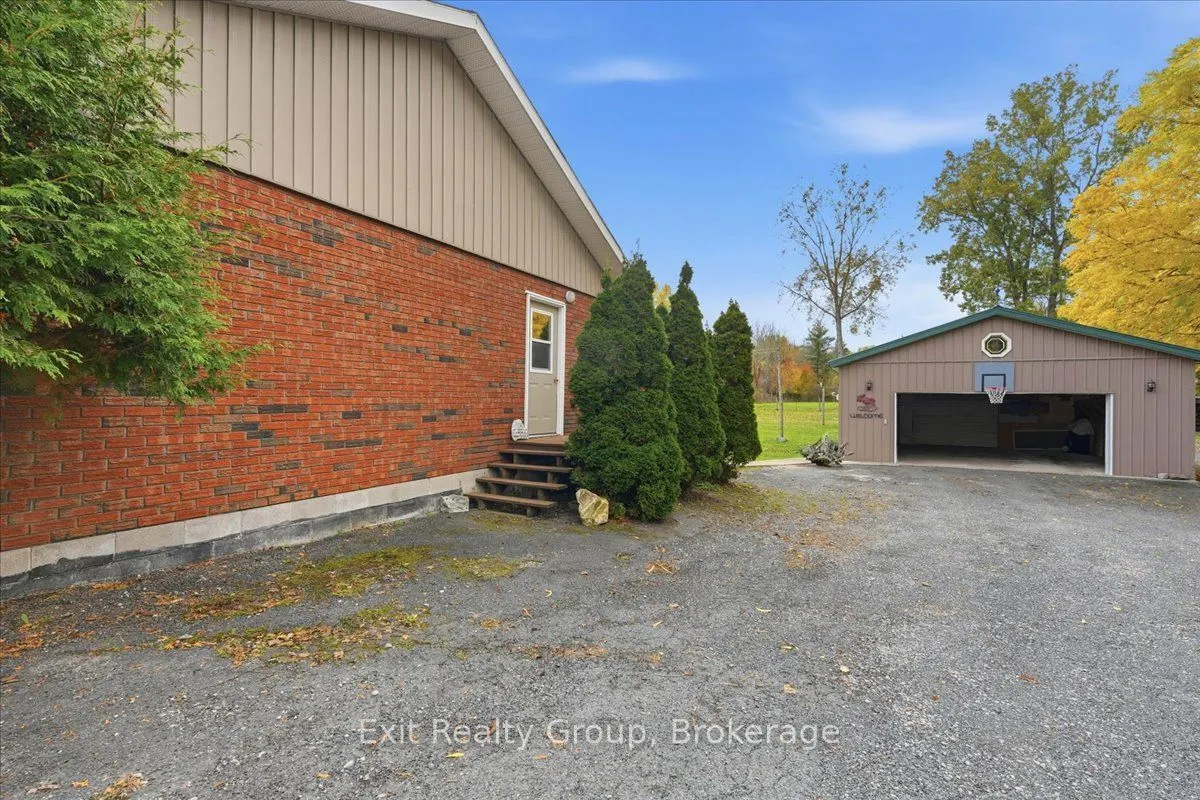 341 Downs Road