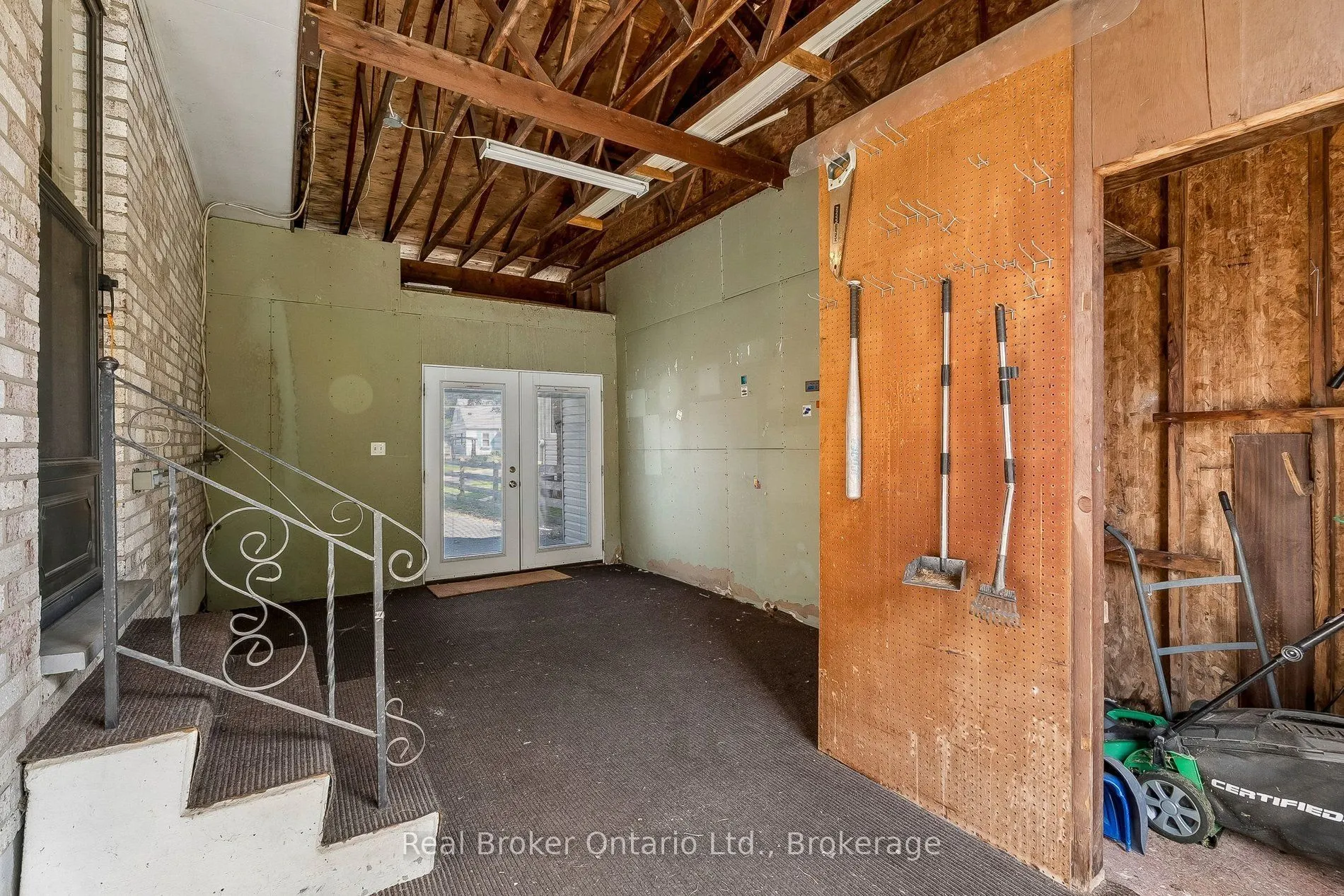 310 Linwell Road #1/2
