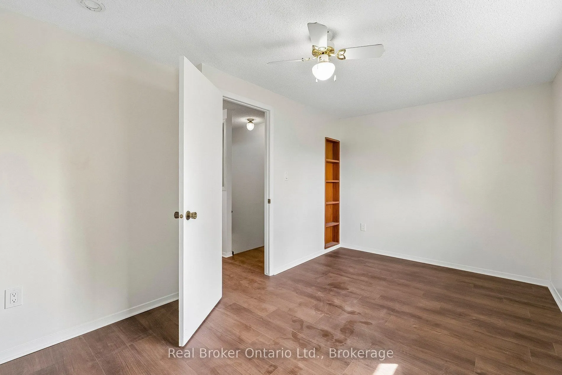 310 Linwell Road #1/2