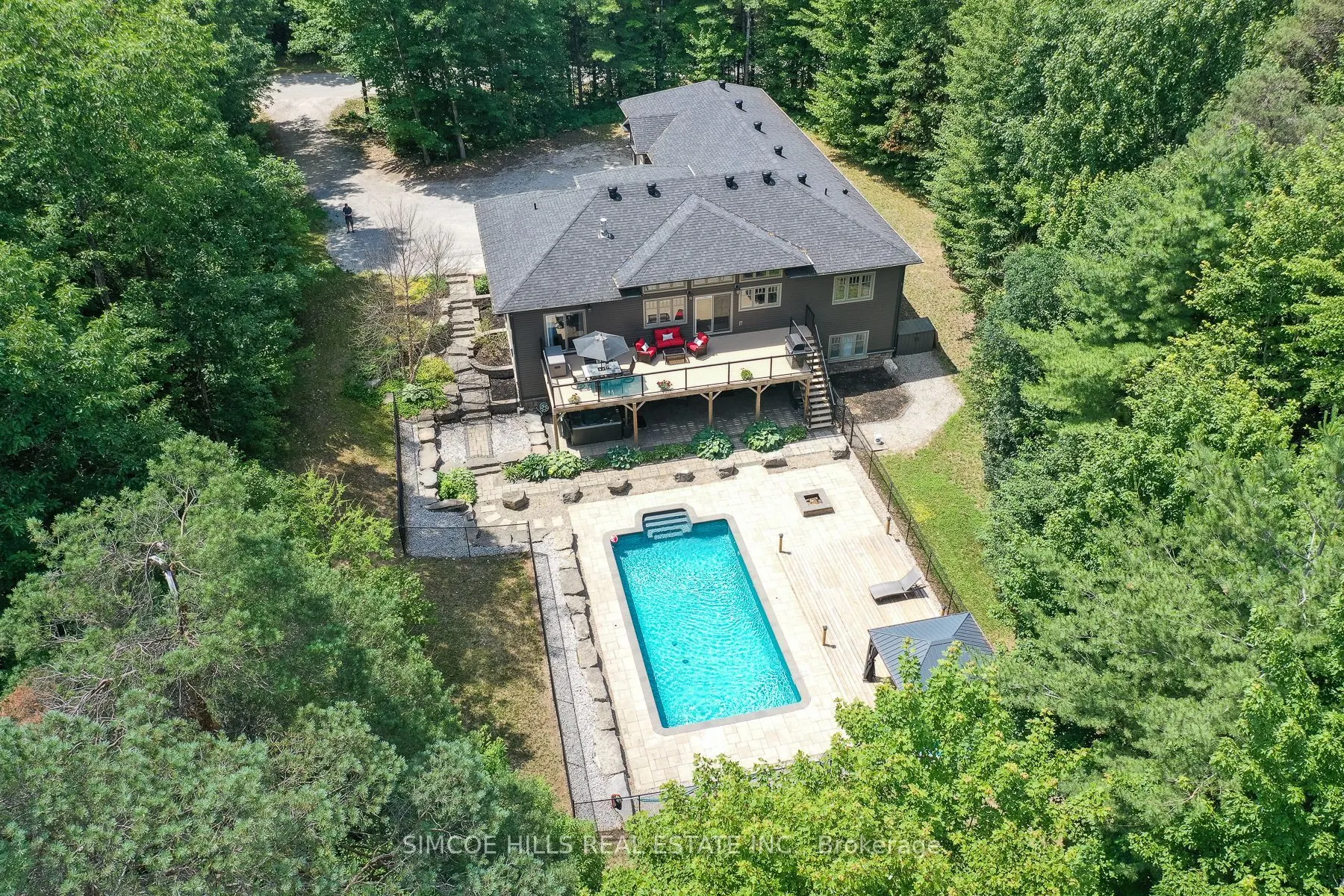 1013 Sutherland Way