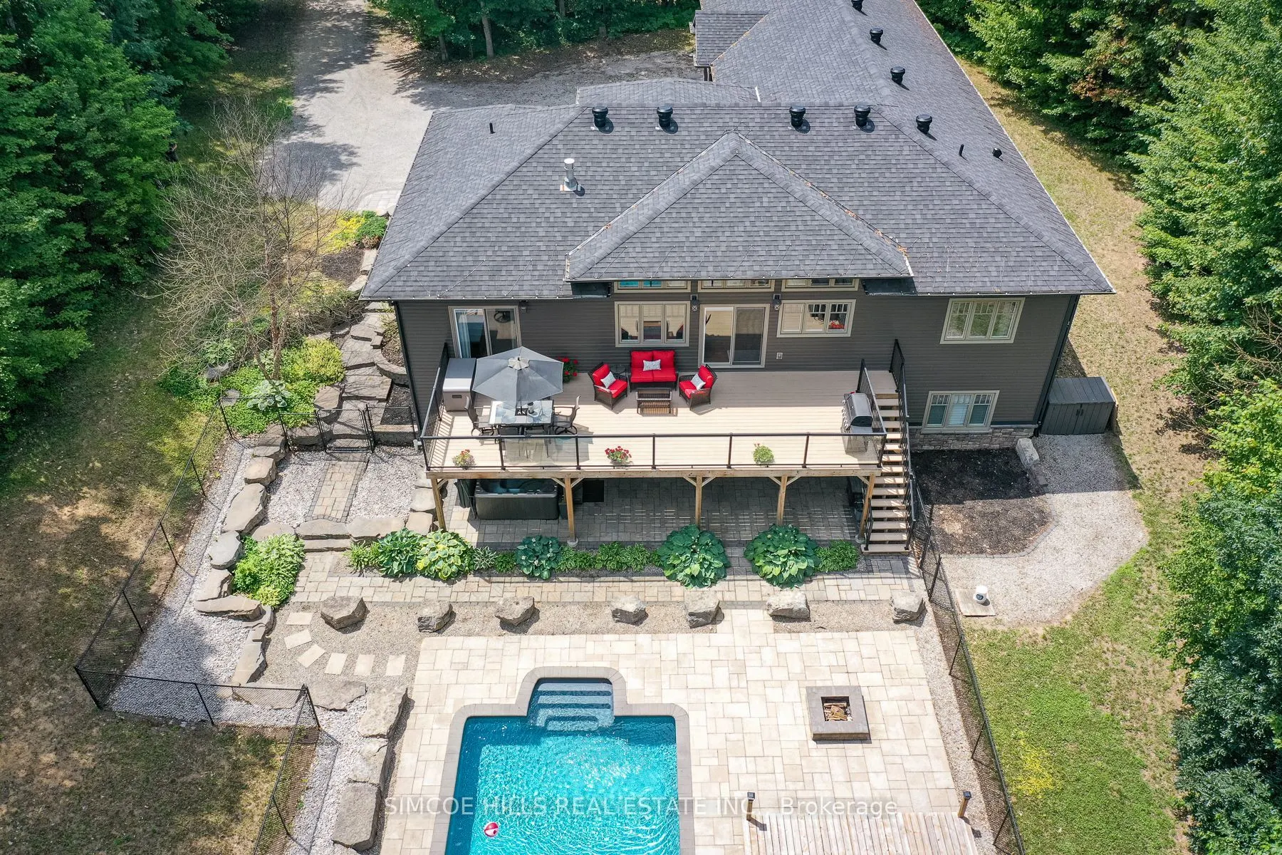 1013 Sutherland Way