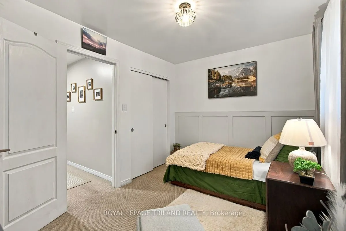 111 Wellesley Cres Crescent #A