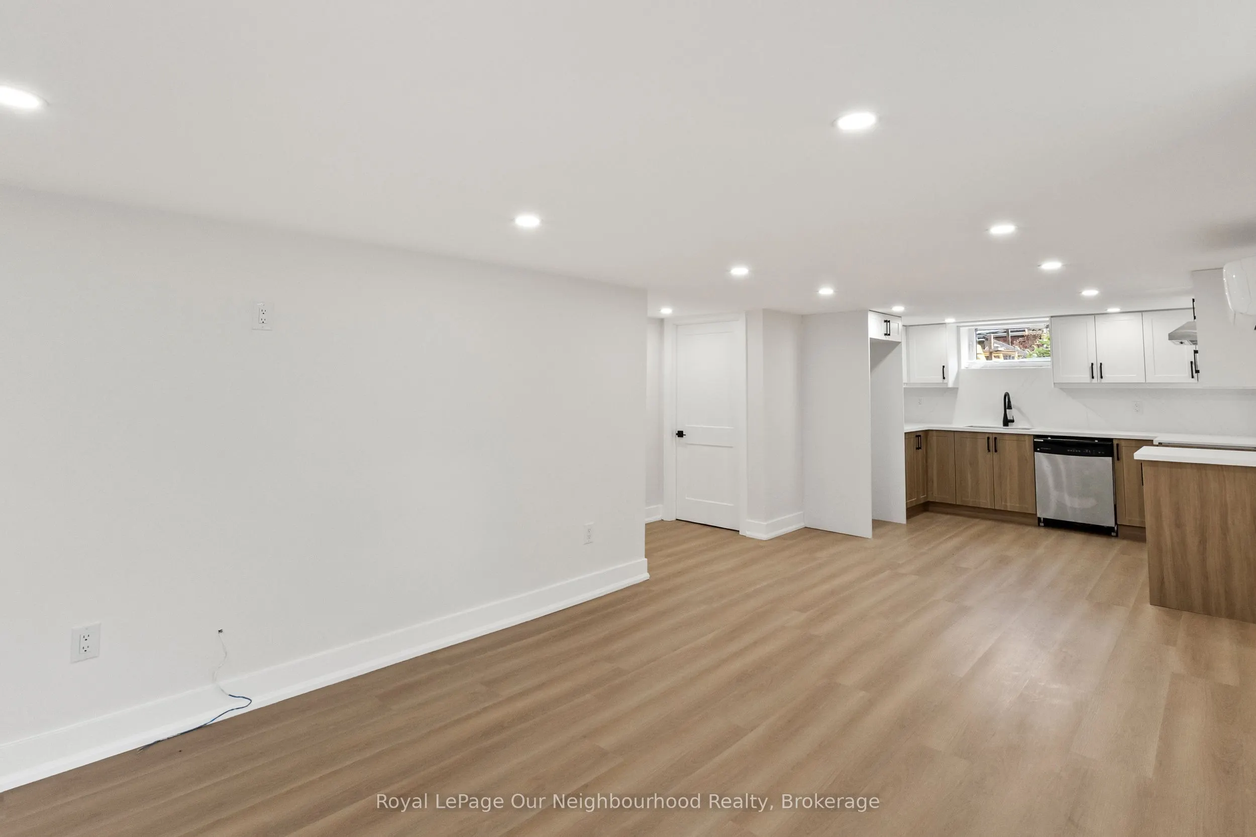 513 Parkhill Road W #B