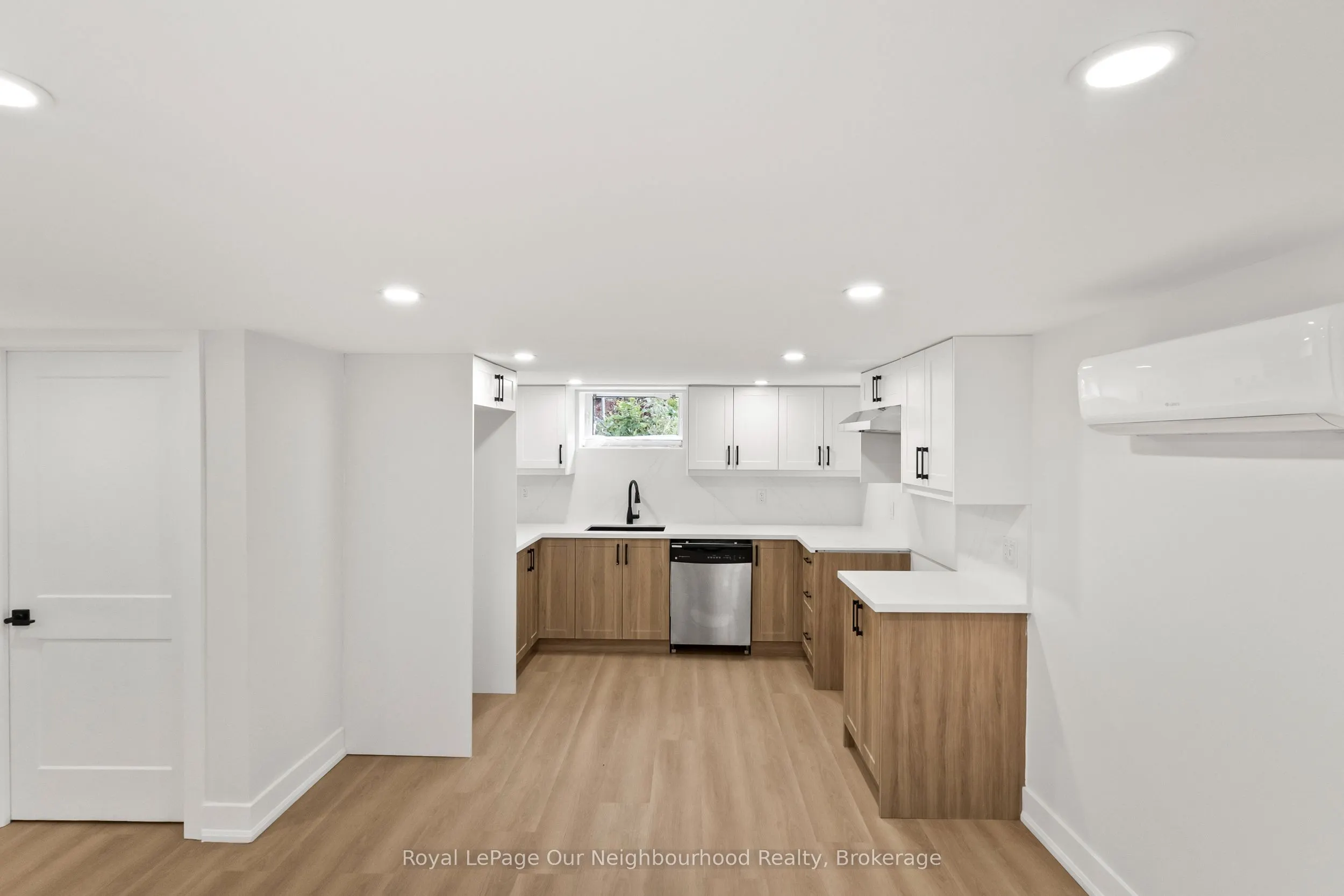 513 Parkhill Road W #B