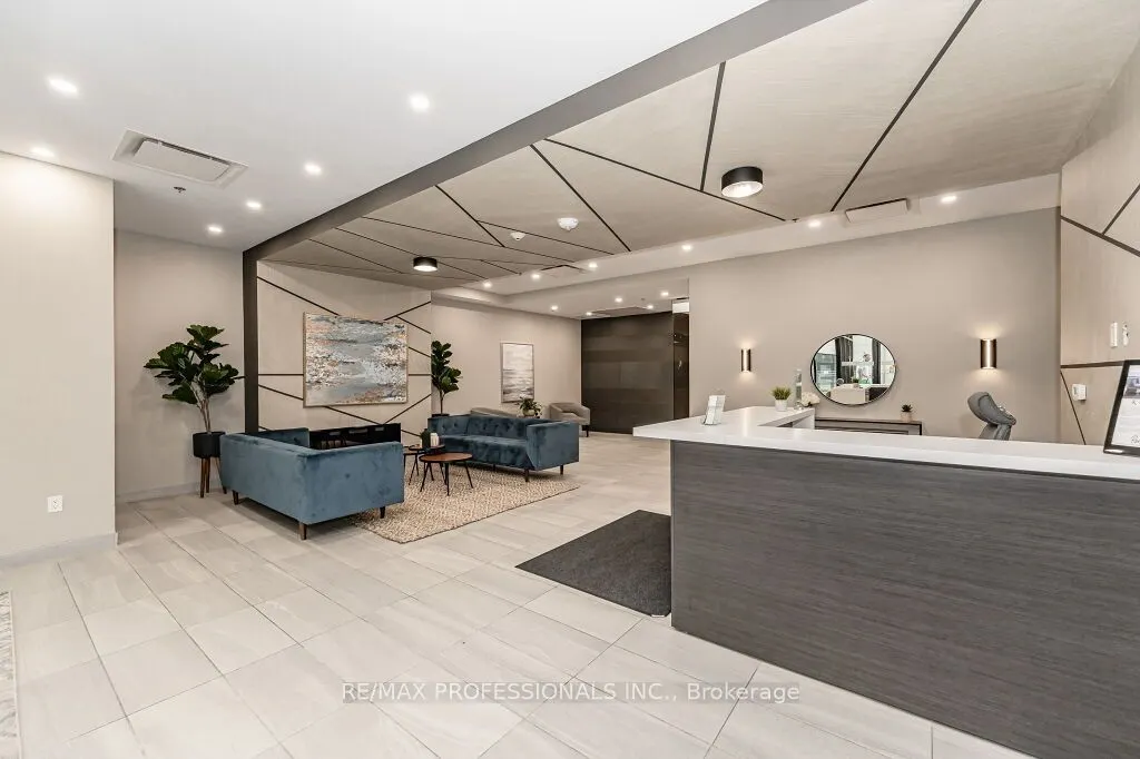 60 Charles Street W #2504