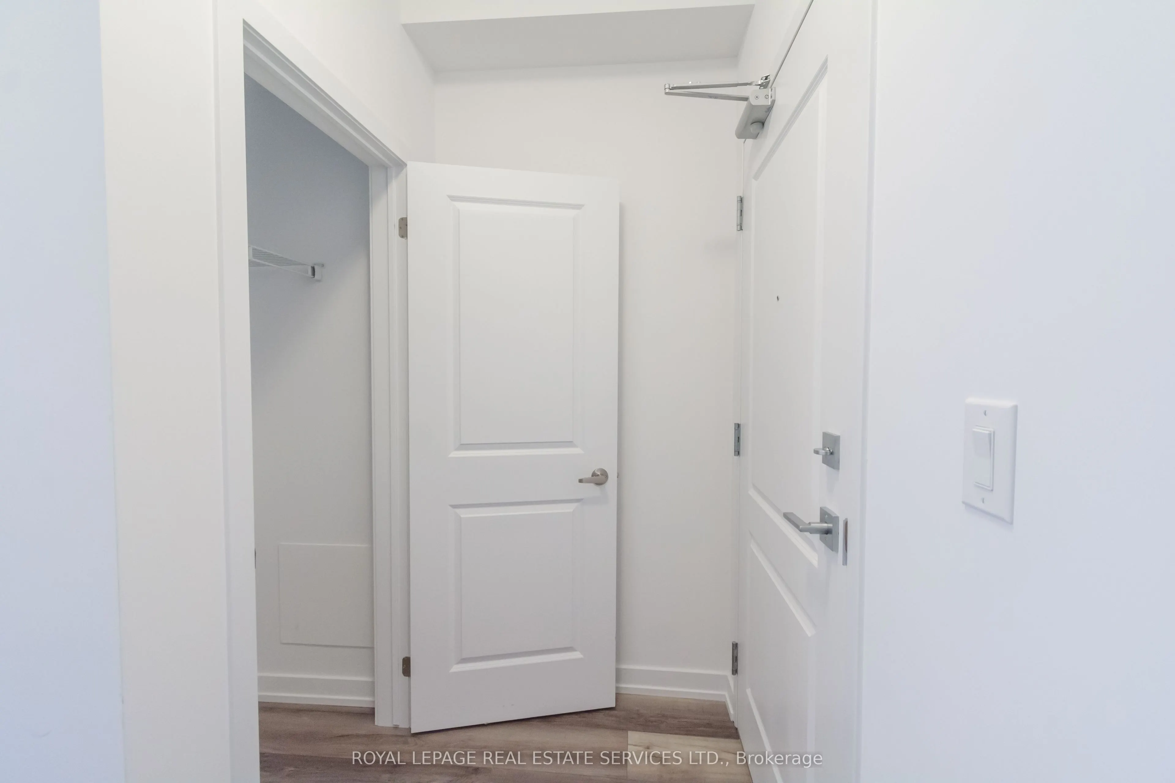 450 Dundas Street E #225