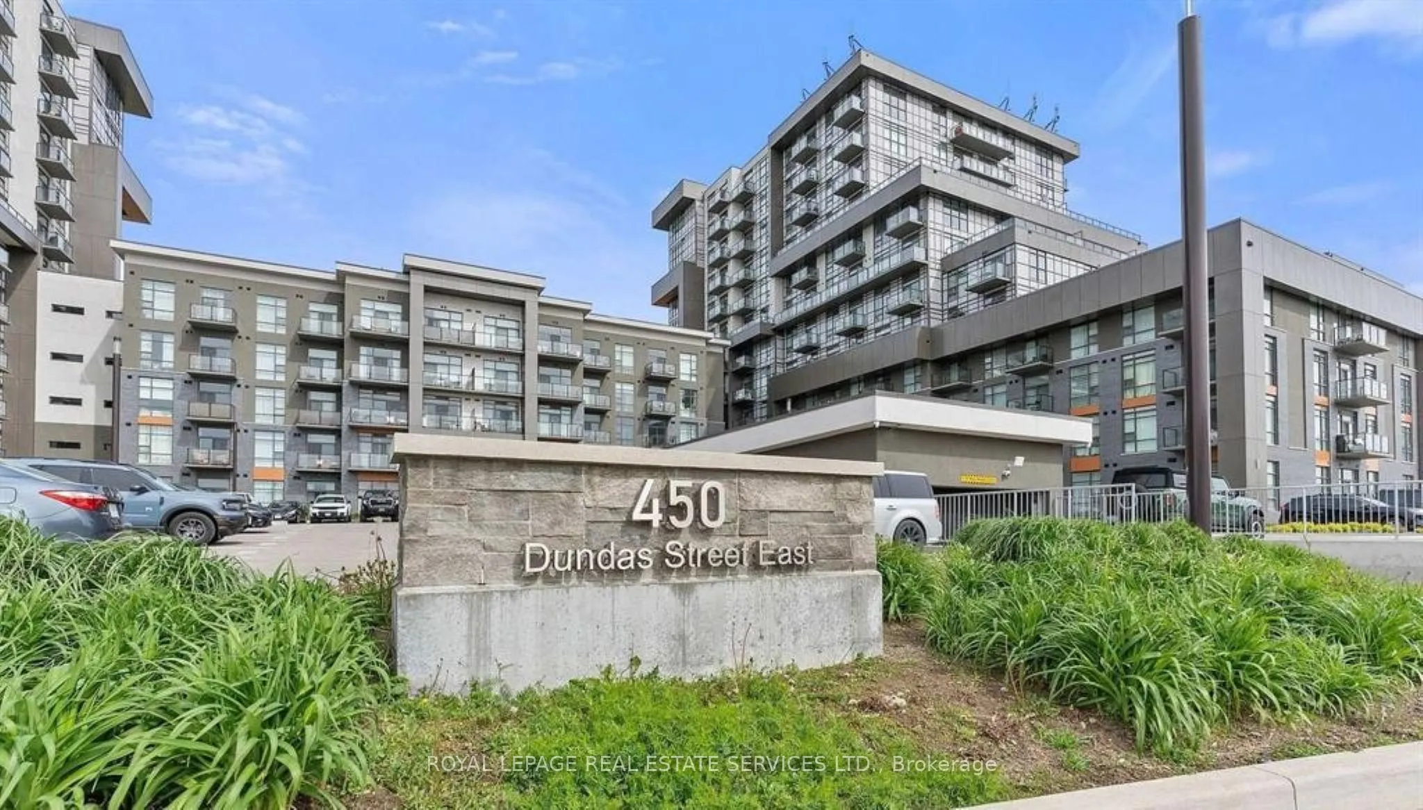 450 Dundas Street E #225