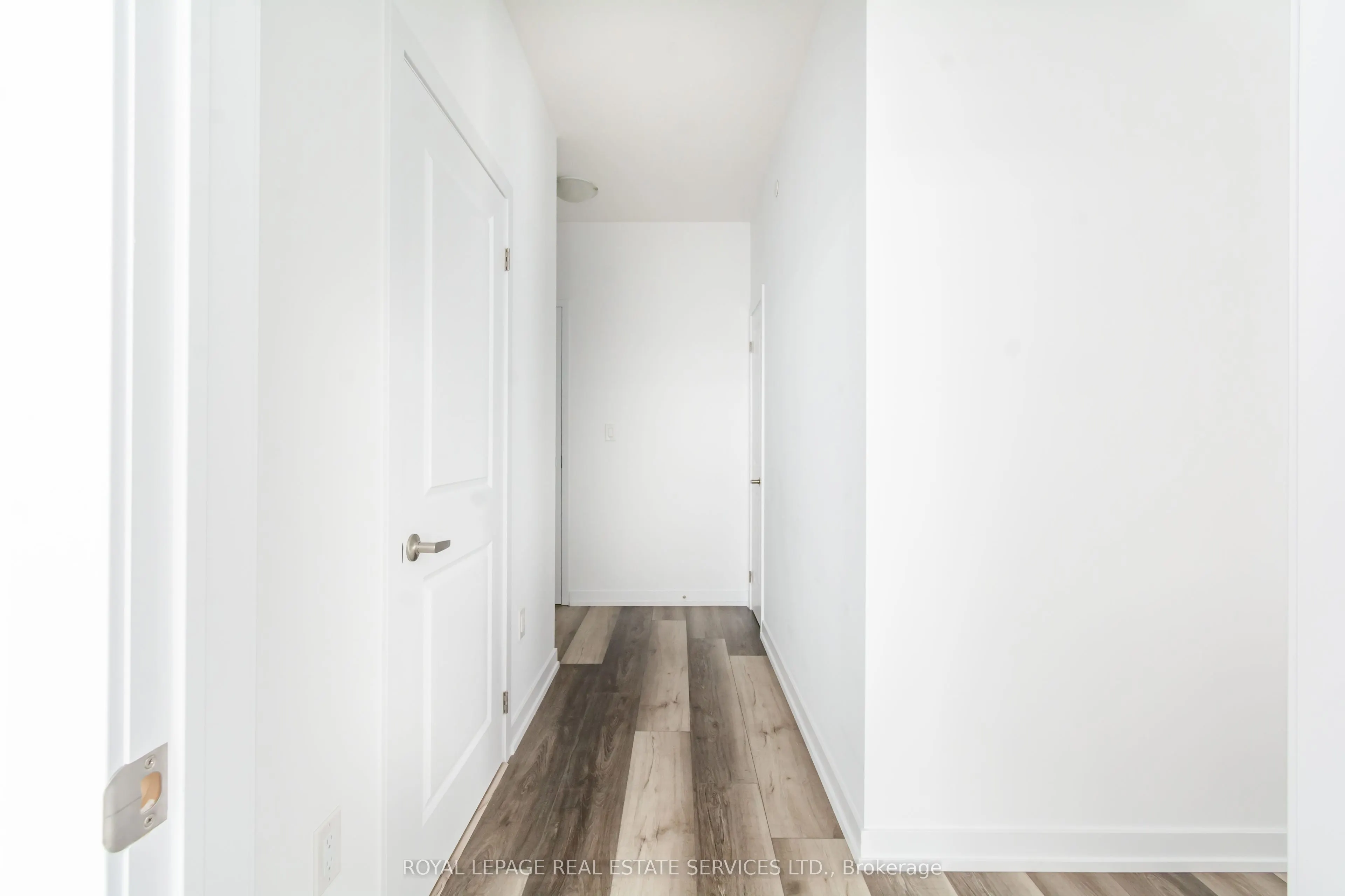 450 Dundas Street E #225
