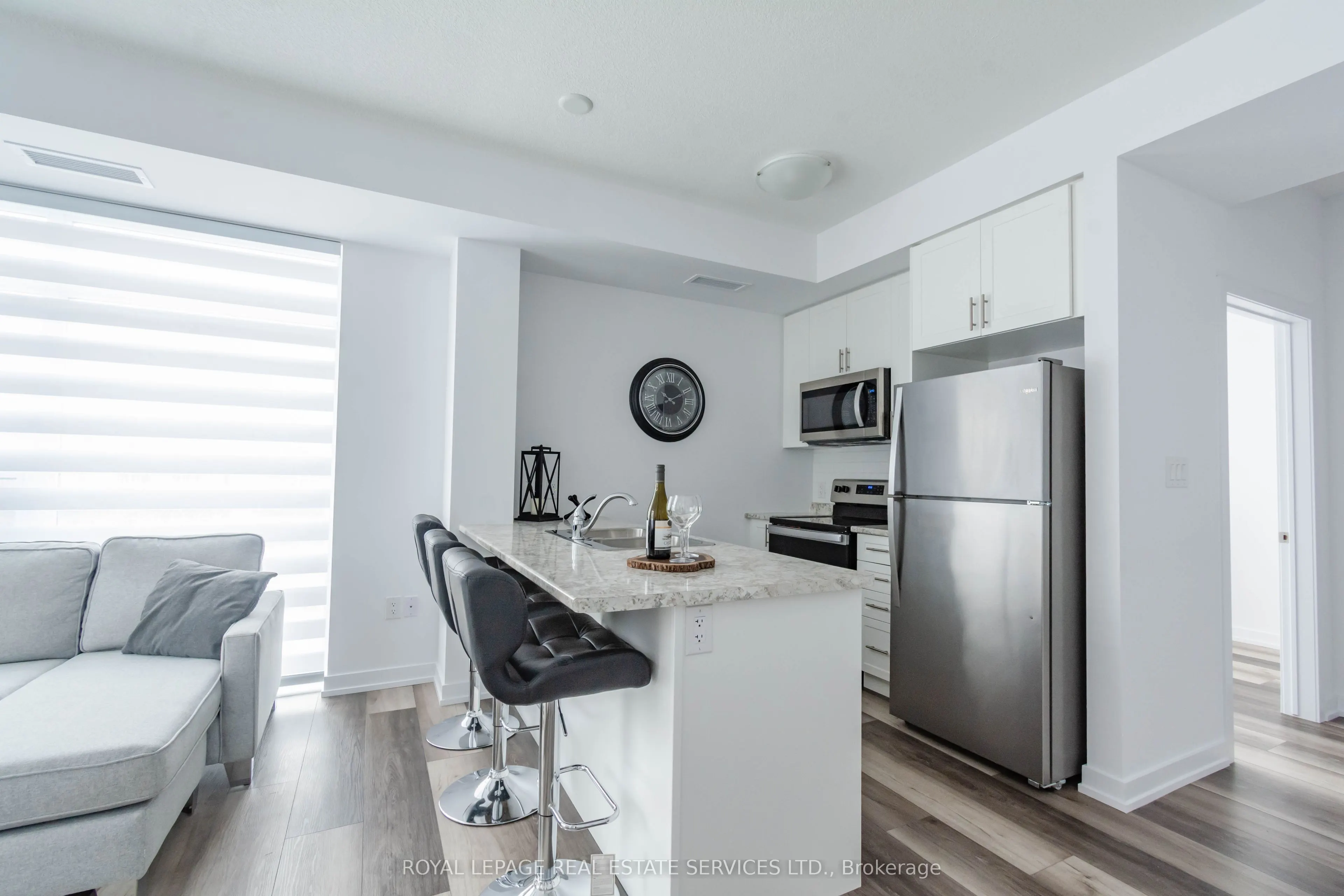 450 Dundas Street E #225