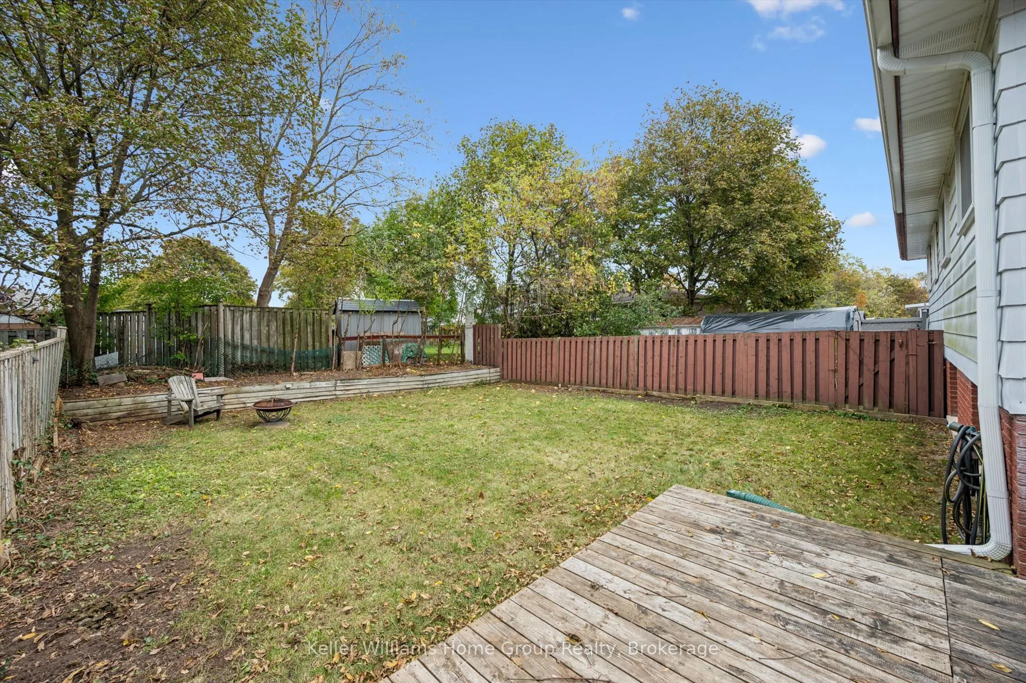602 College Avenue W