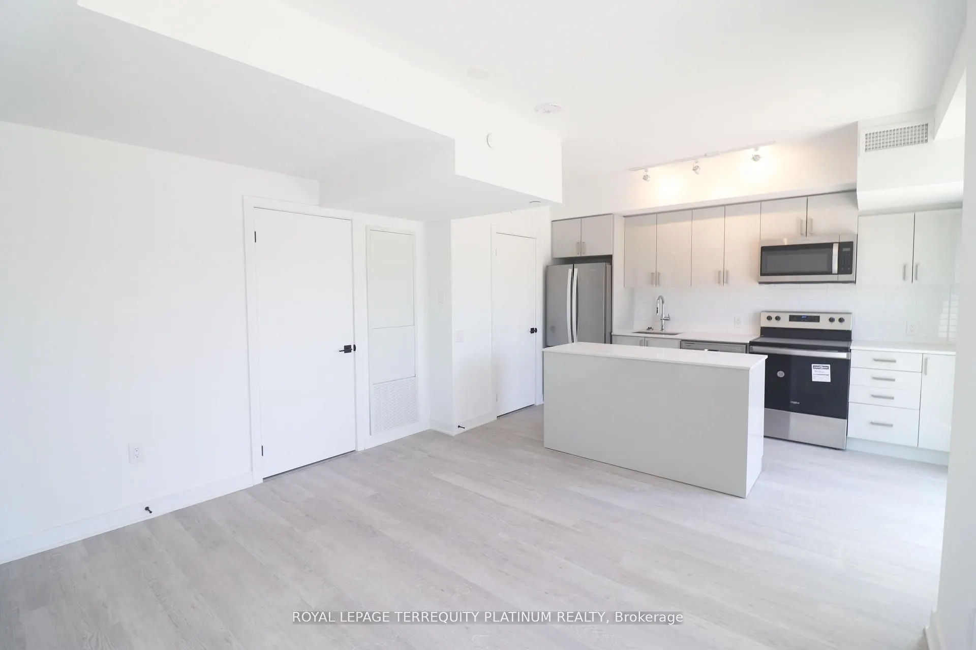 2782 Barton Street E #111
