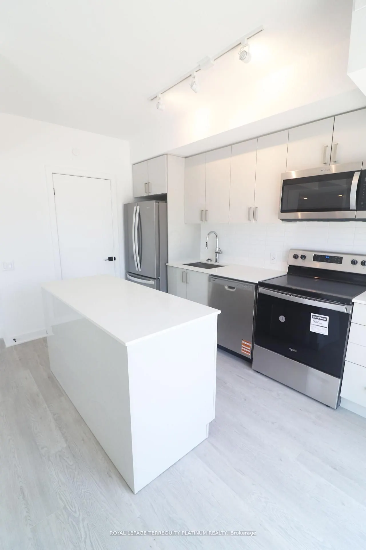 2782 Barton Street E #111