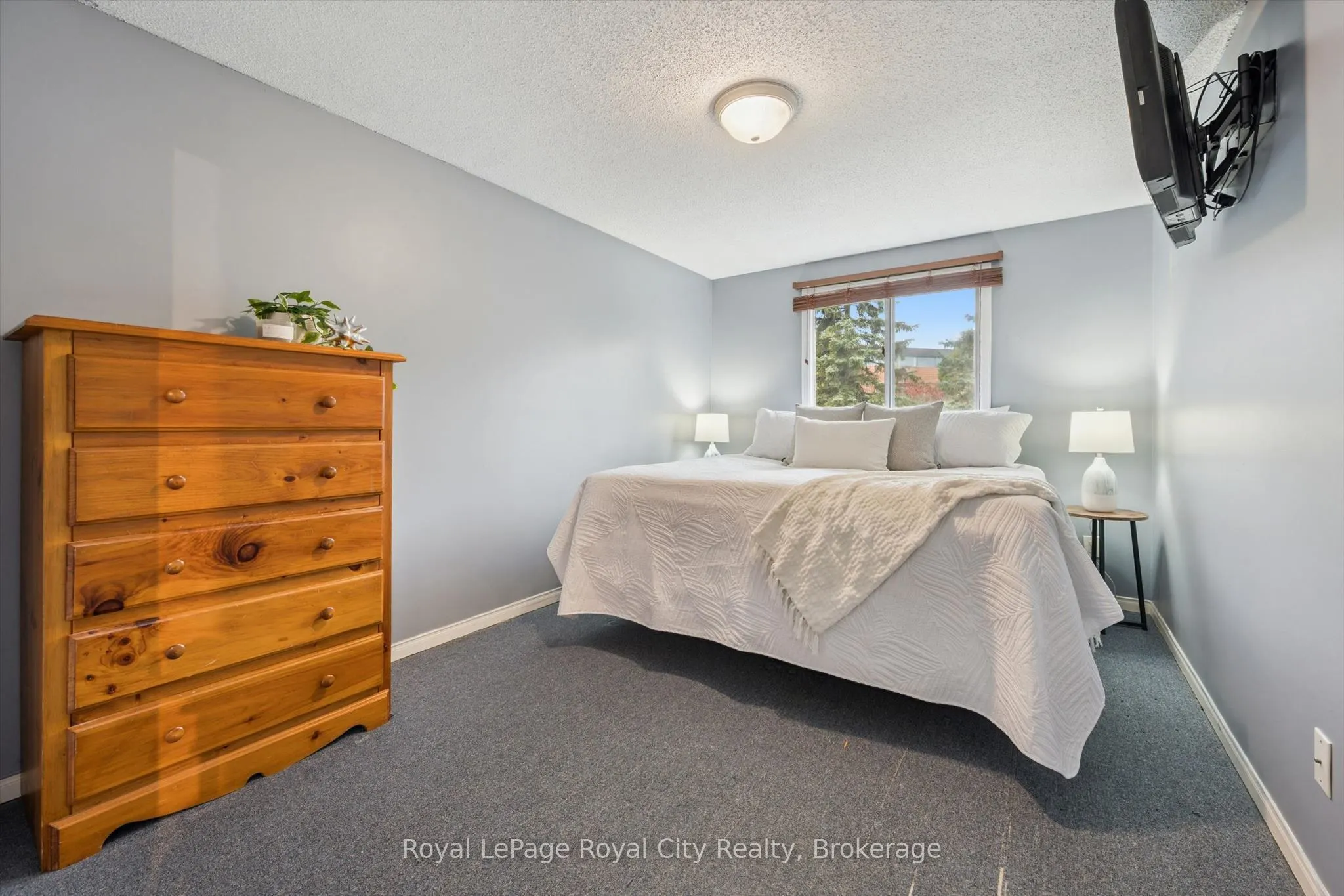 41 Grandridge Crescent