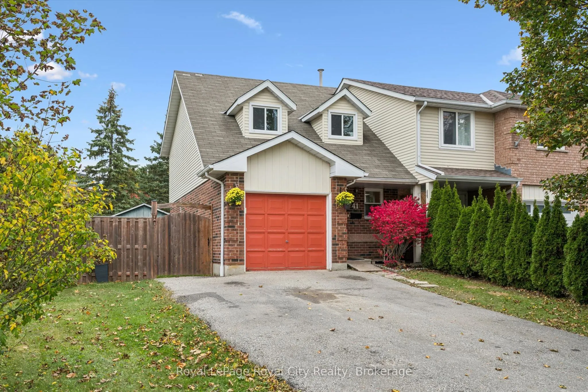 41 Grandridge Crescent