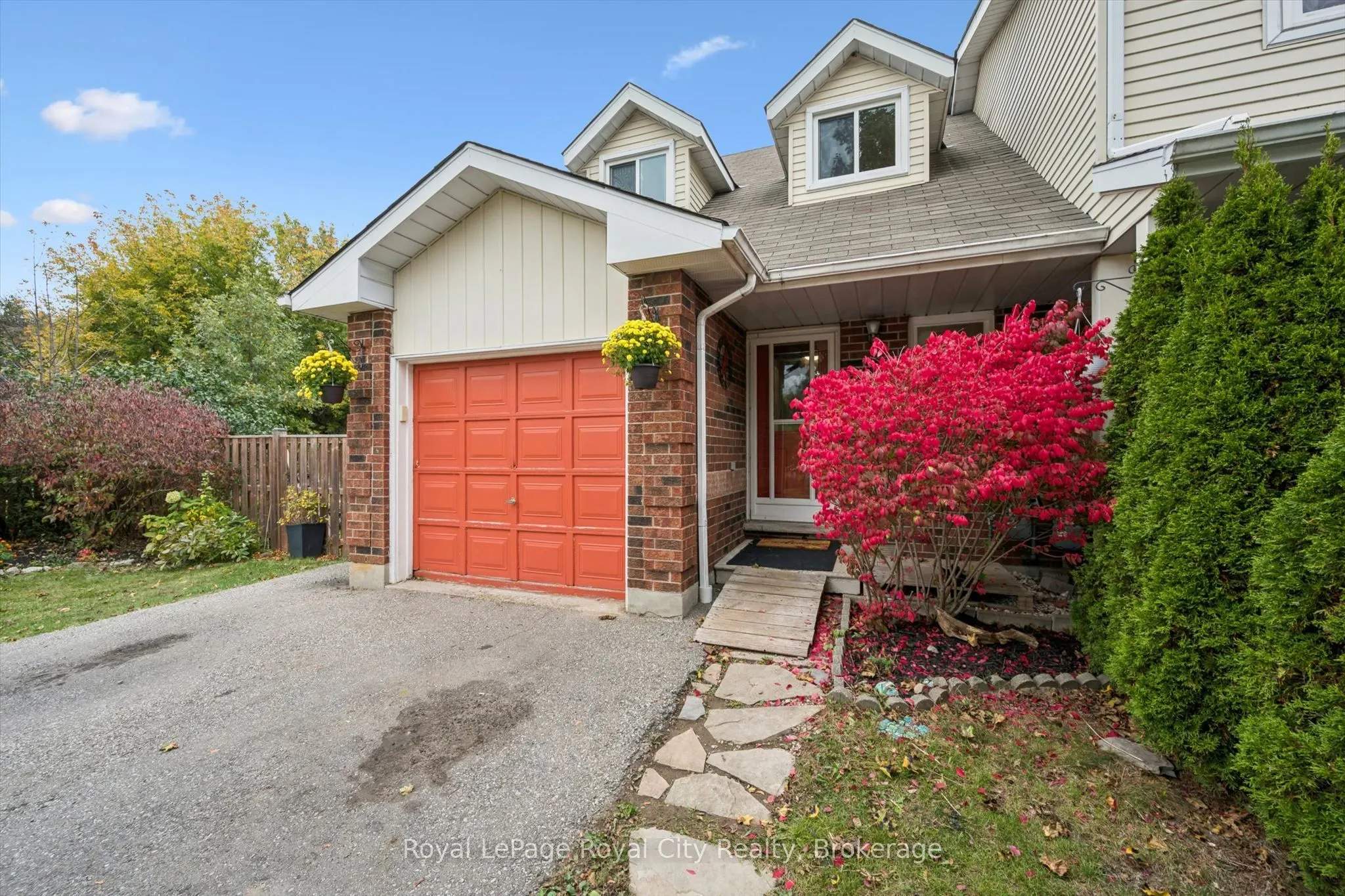 41 Grandridge Crescent