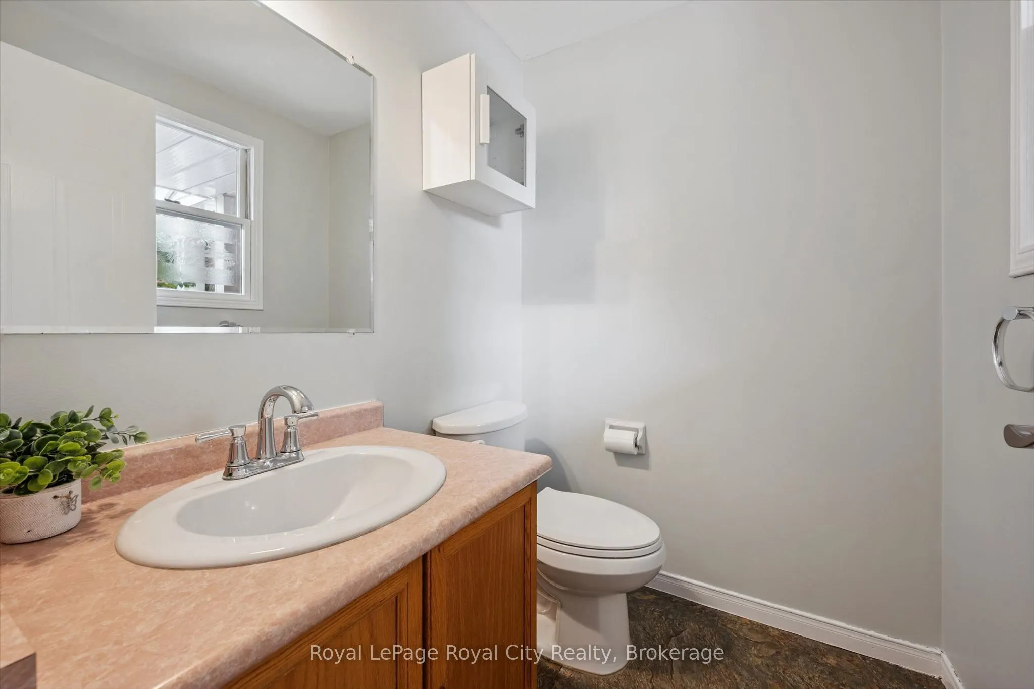 41 Grandridge Crescent