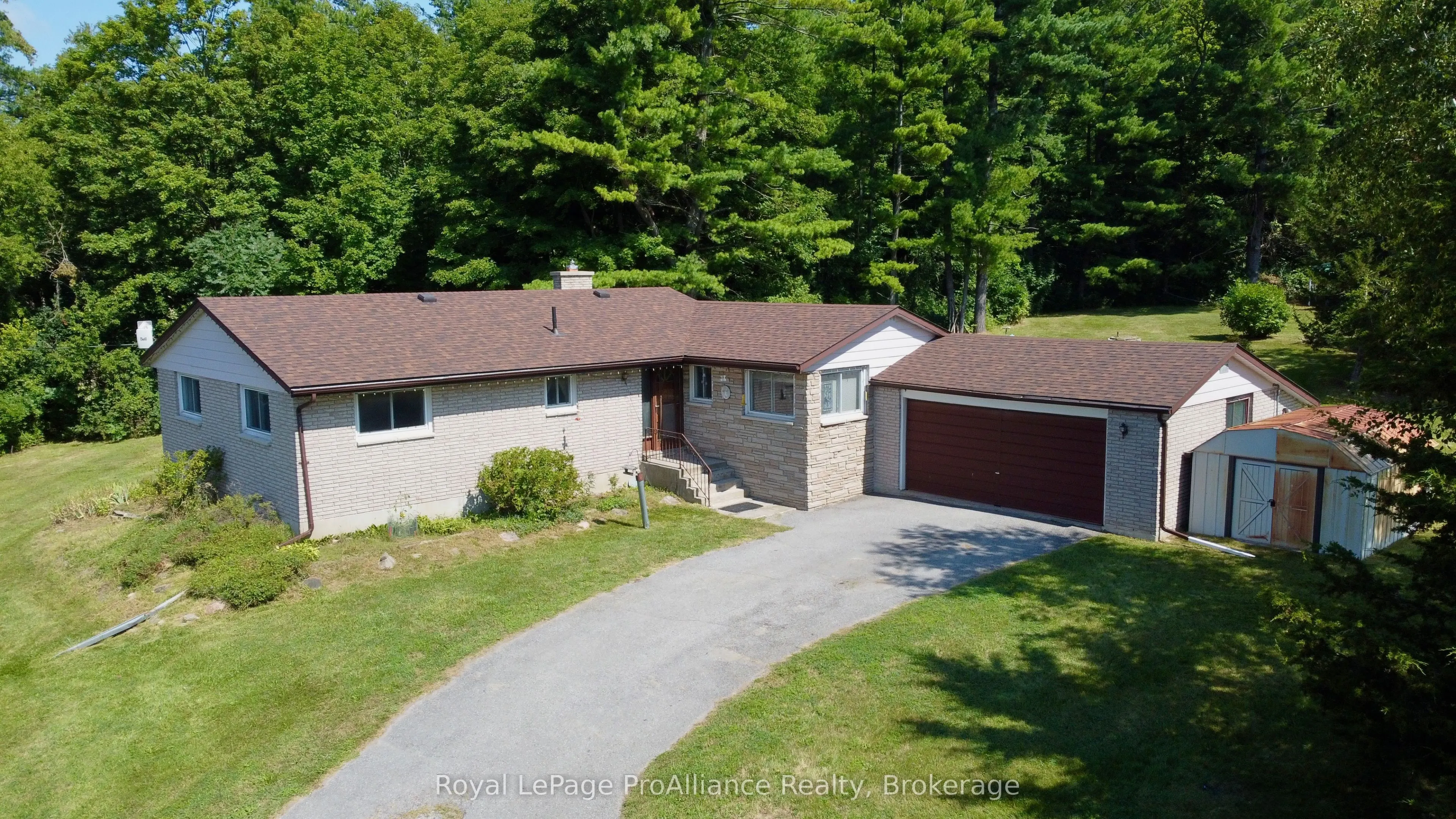 1347 Stockdale Road