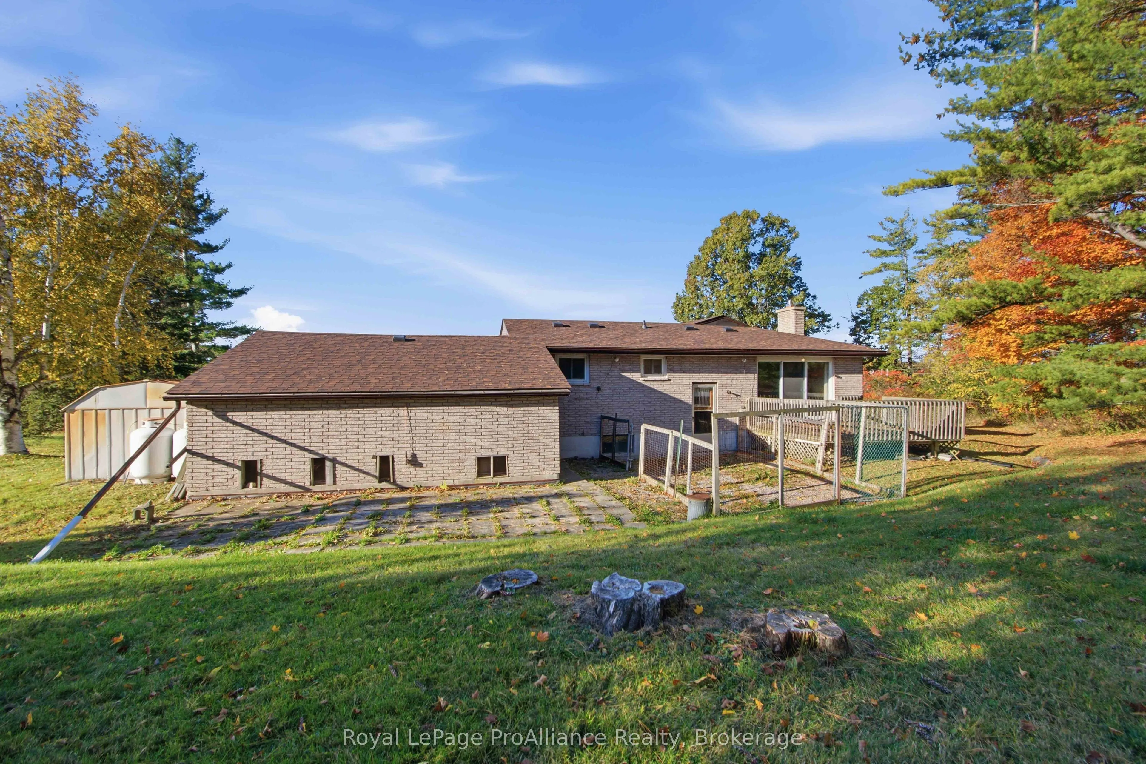 1347 Stockdale Road