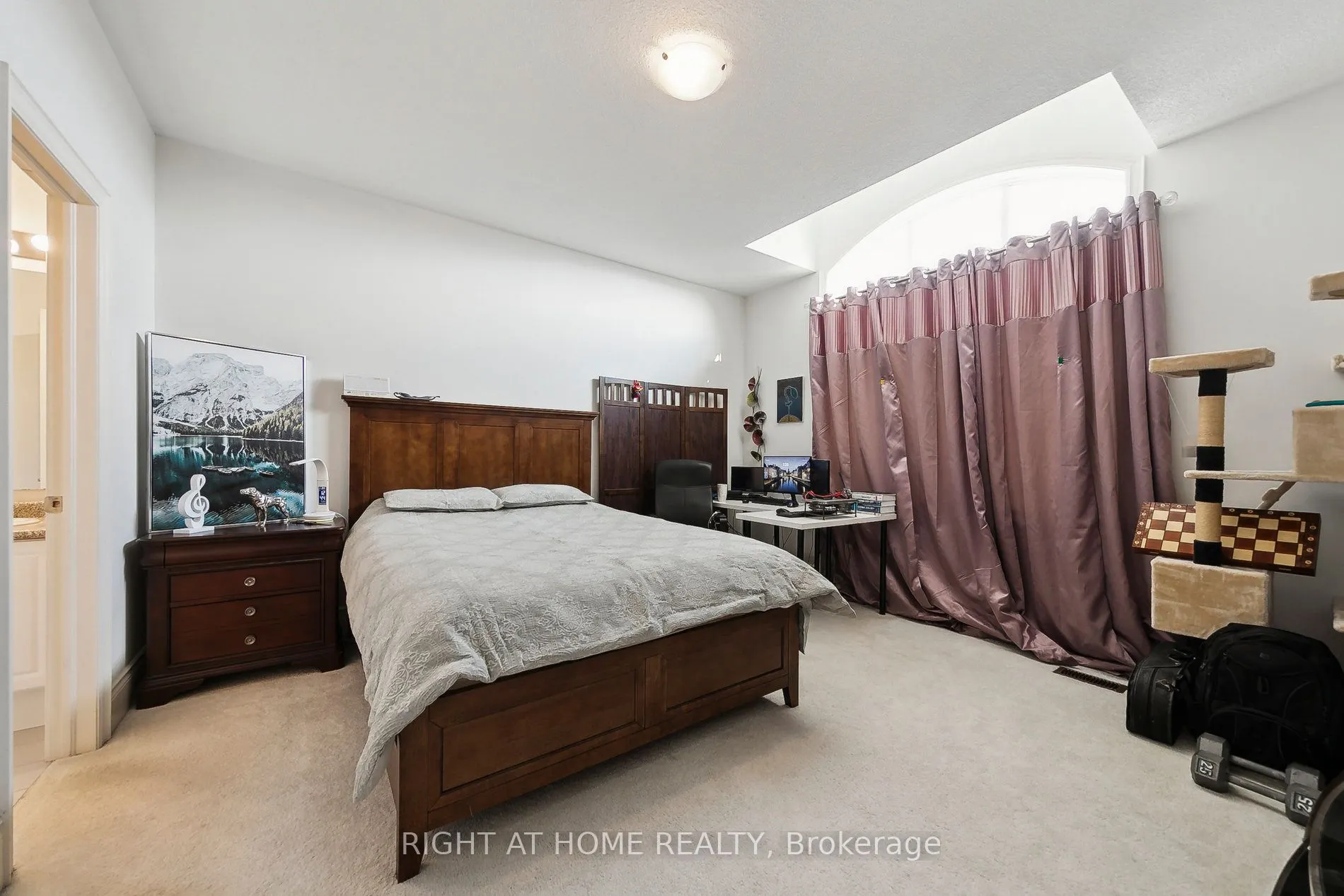 247 Humphrey Street