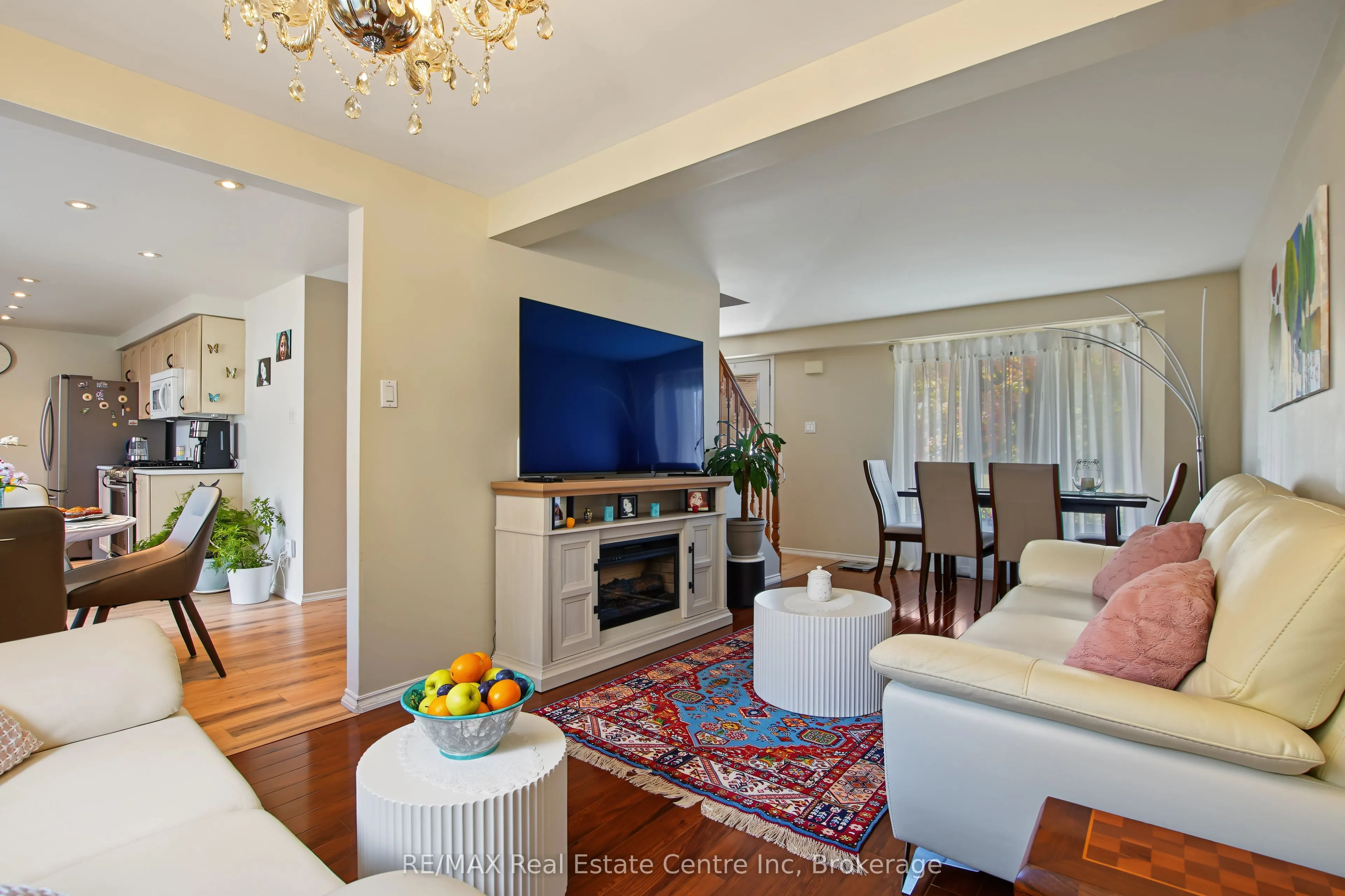 210 Elmira Road S
