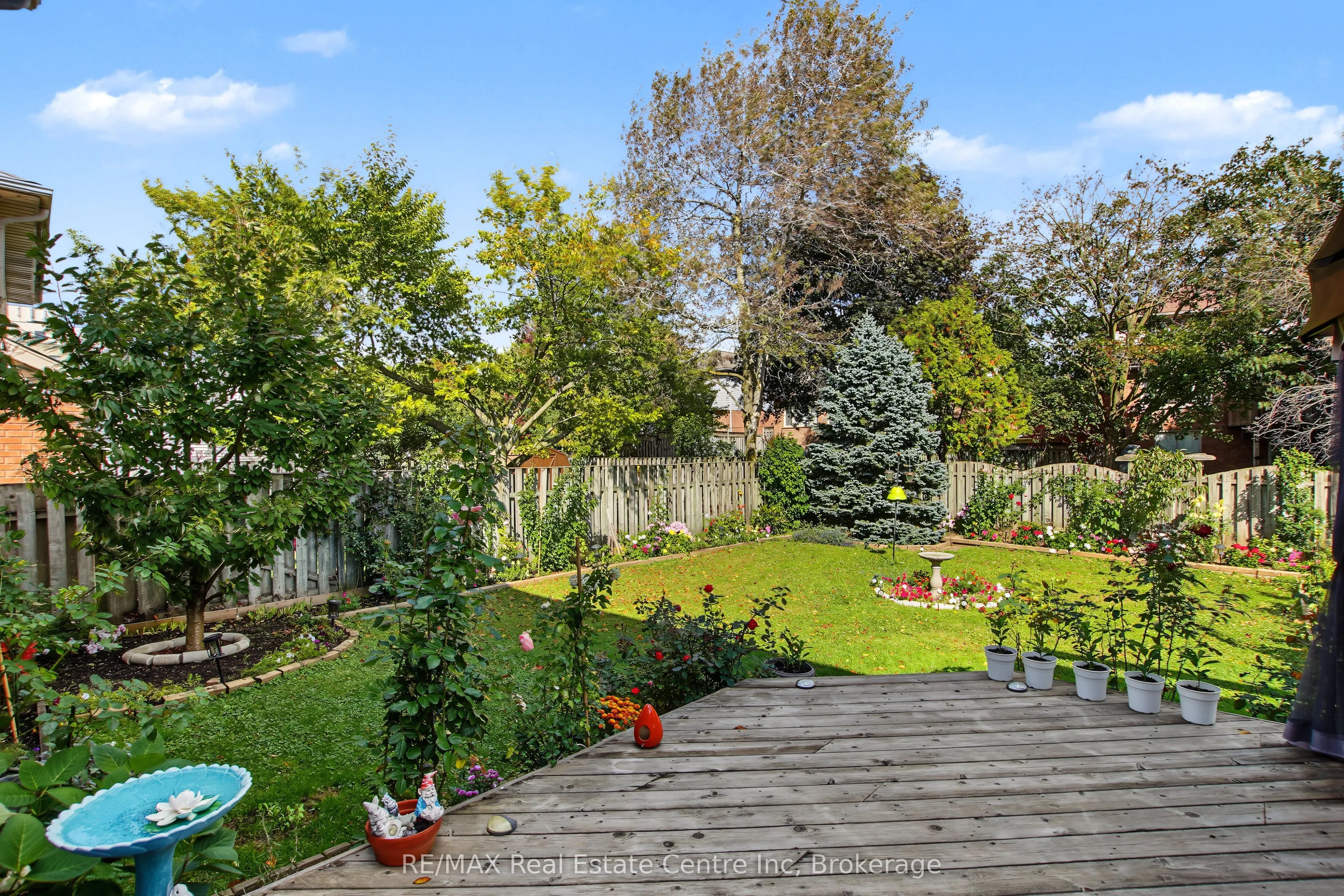 210 Elmira Road S