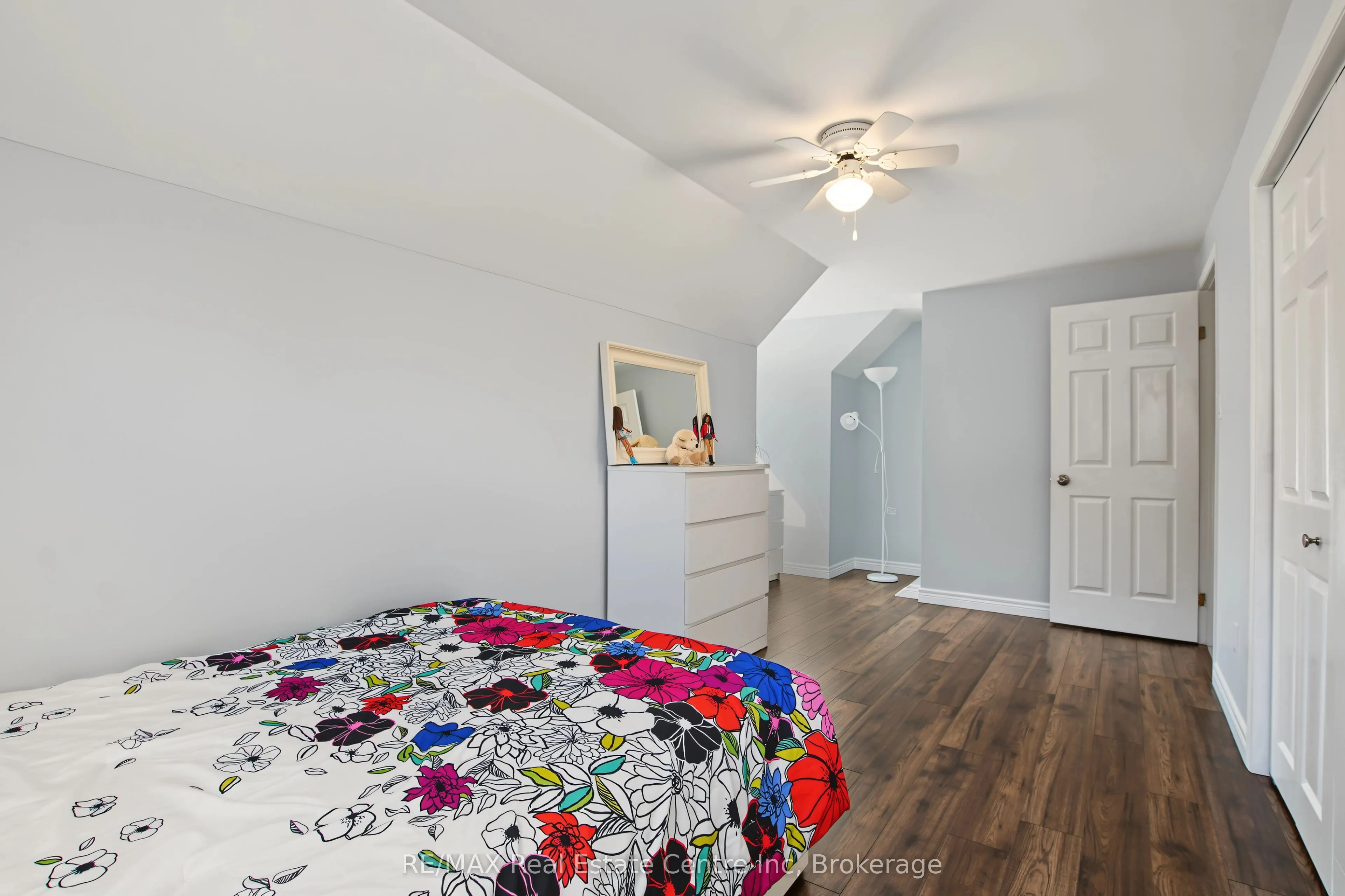 210 Elmira Road S