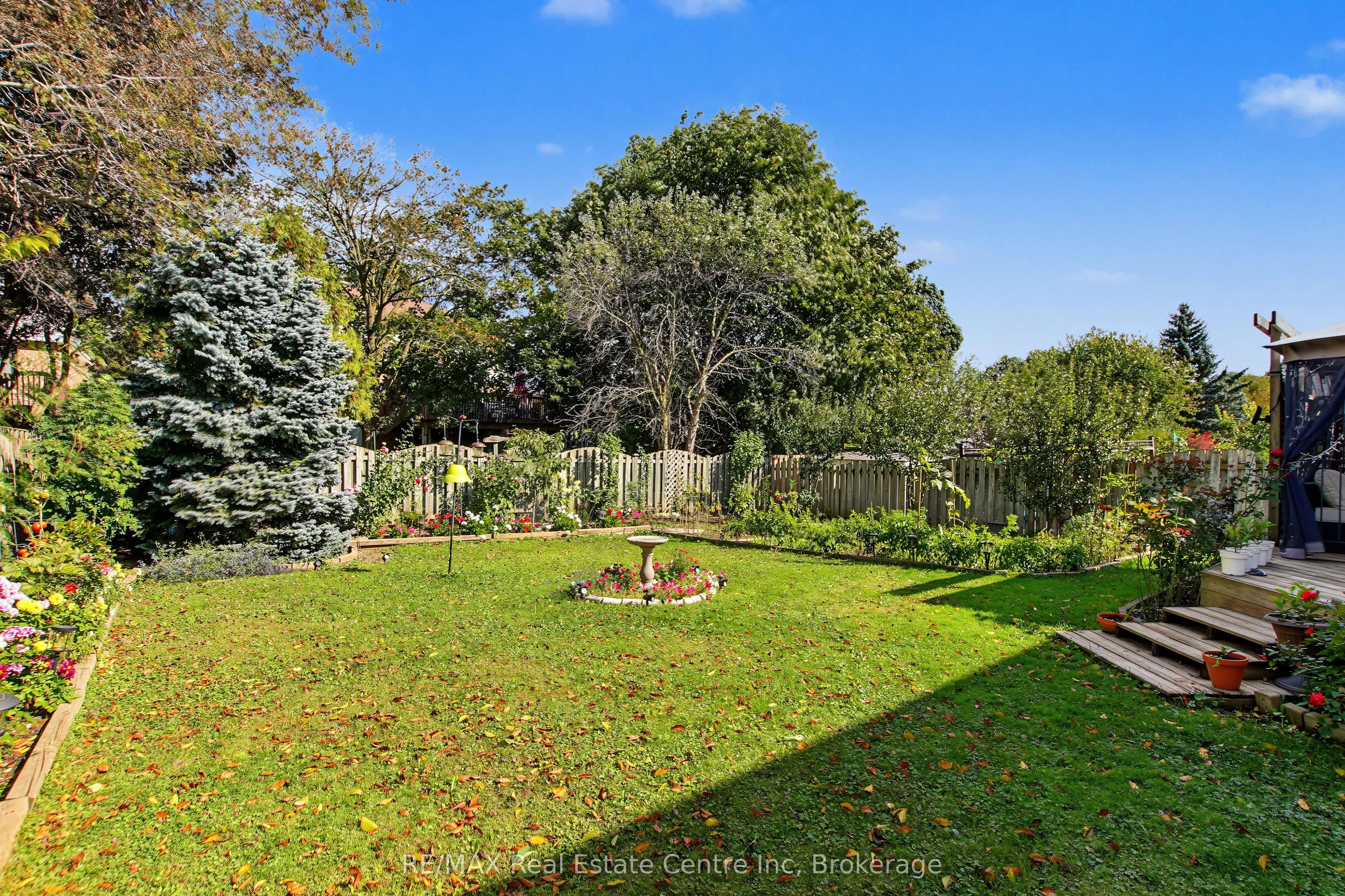 210 Elmira Road S