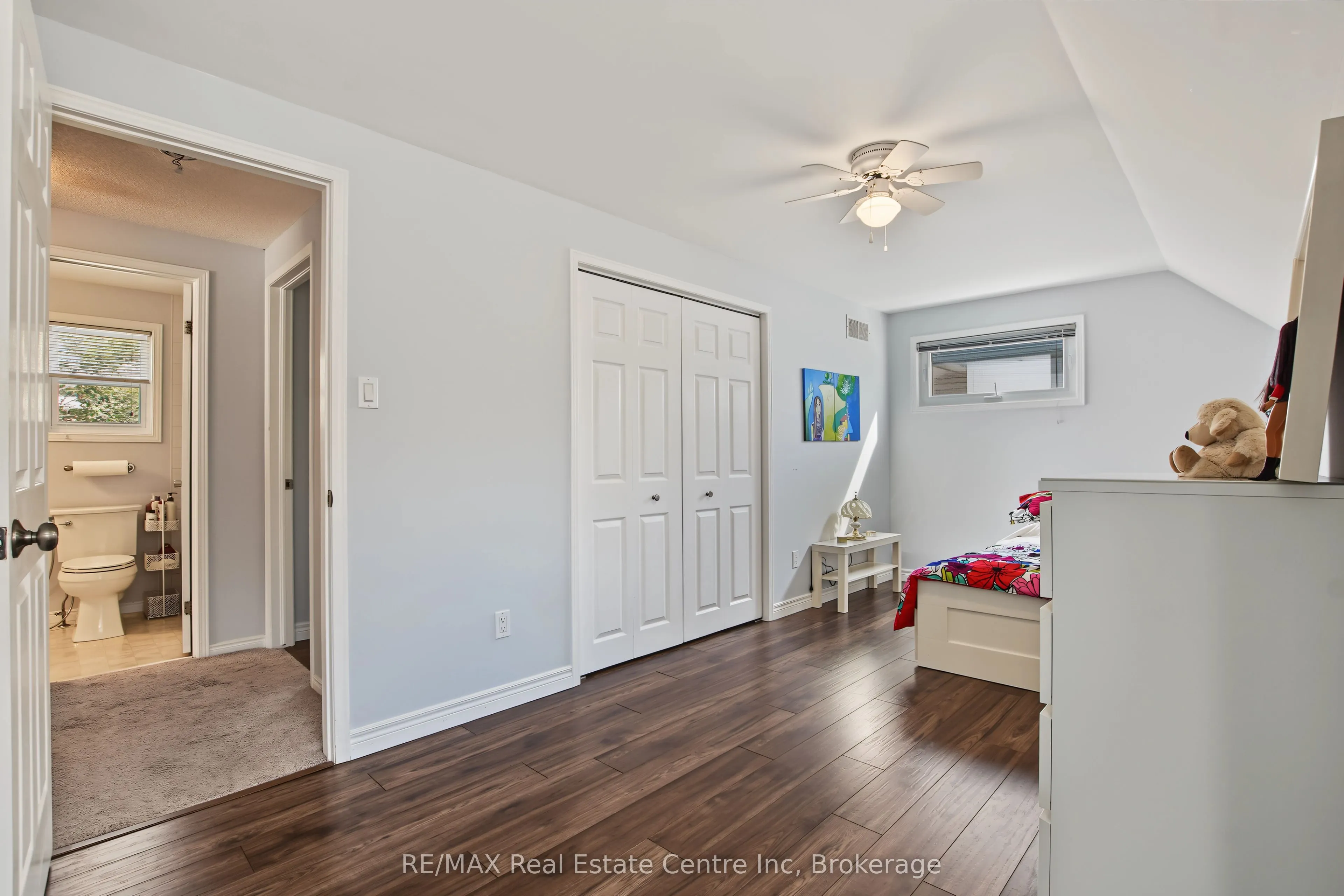 210 Elmira Road S