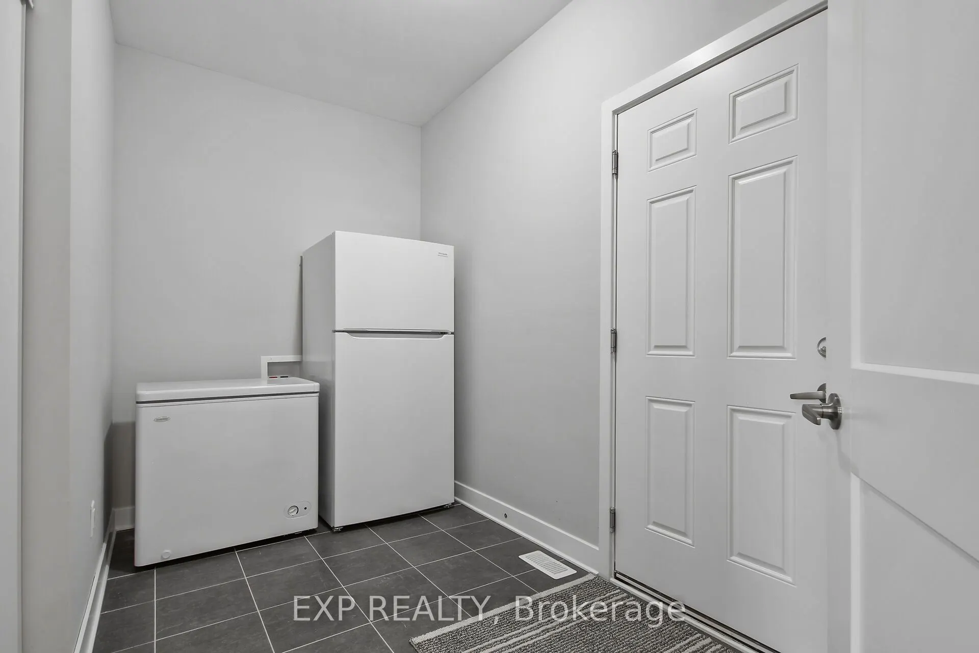307 Antler Court