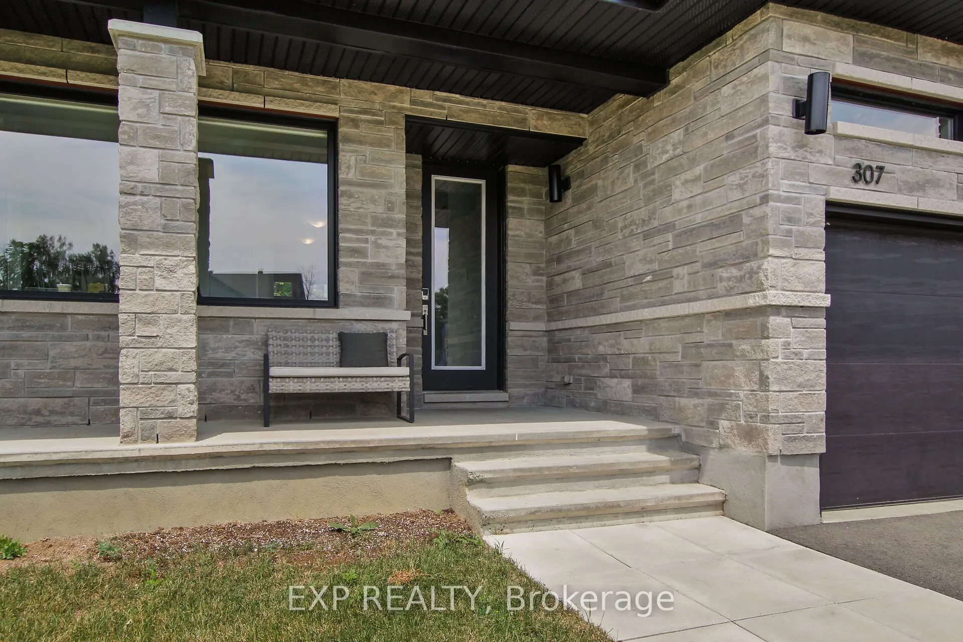 307 Antler Court