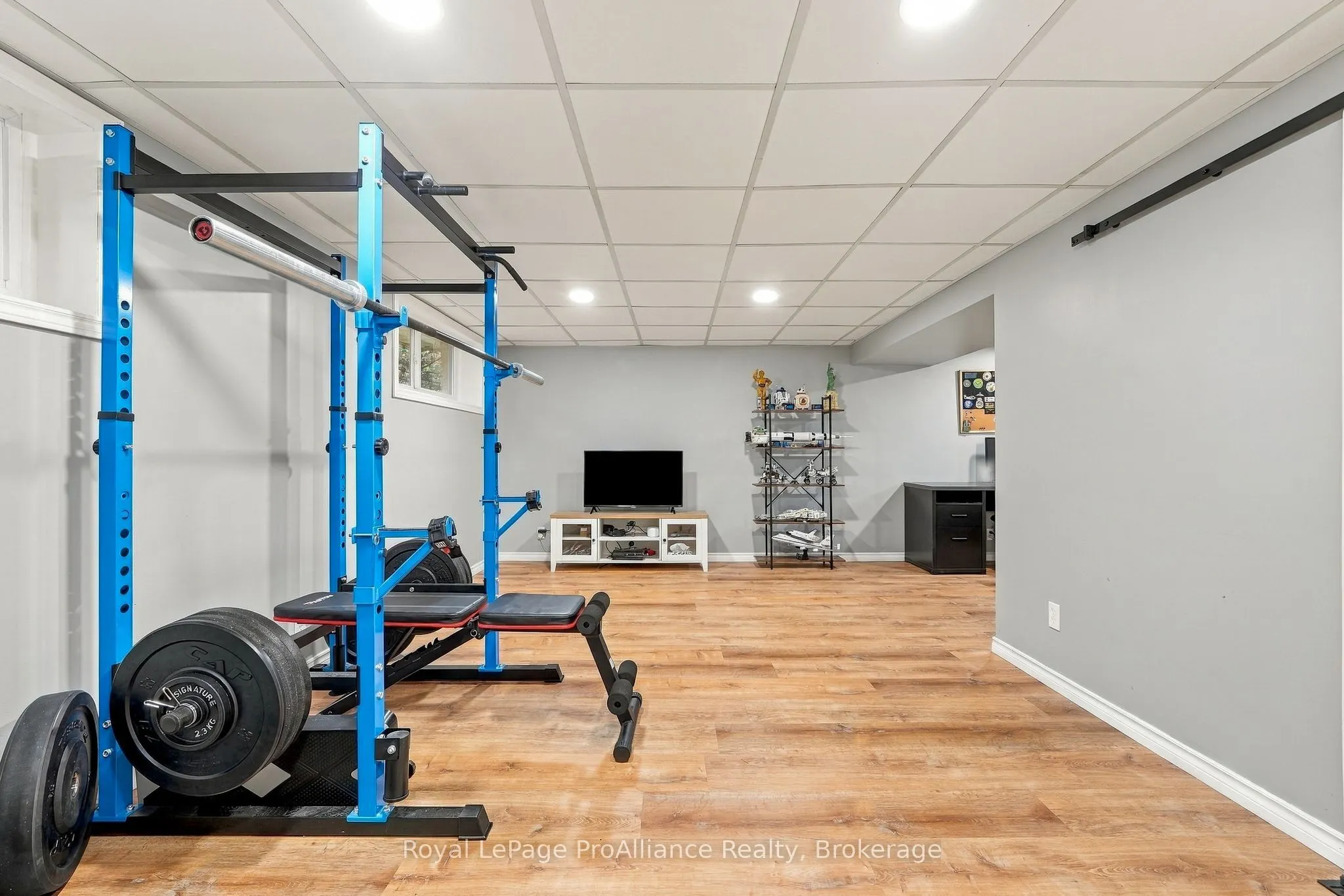 12 Thorncliffe Drive