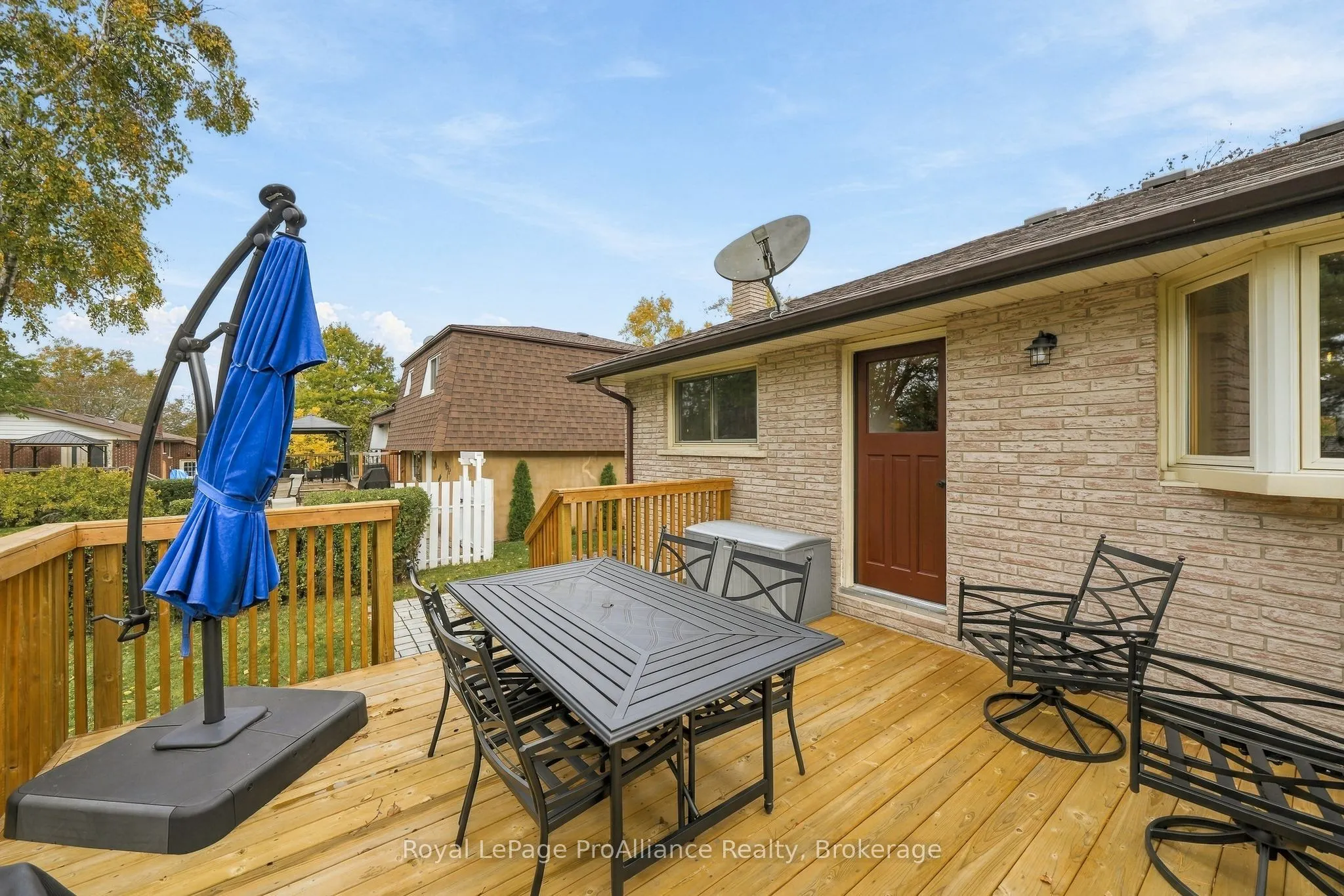 12 Thorncliffe Drive