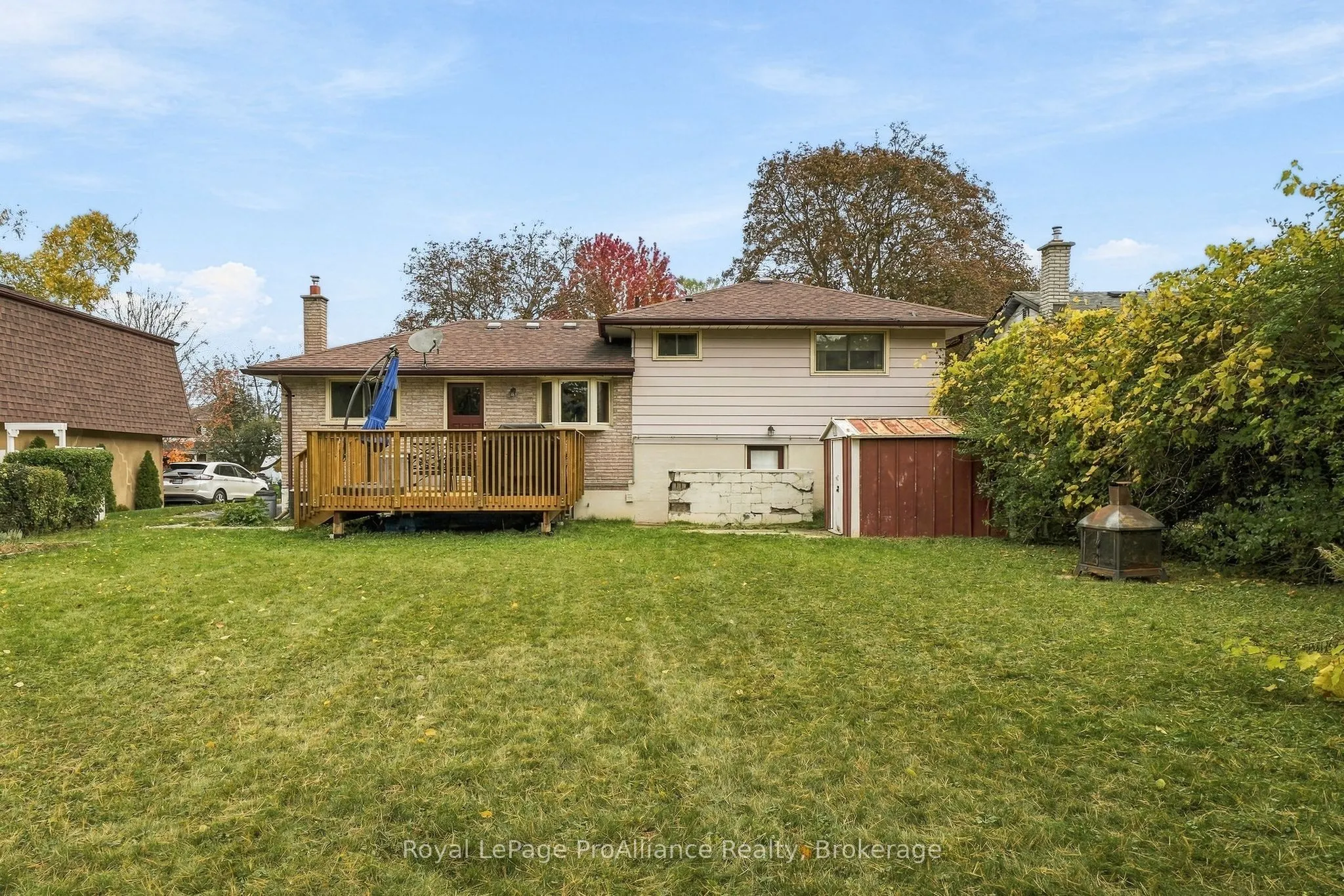 12 Thorncliffe Drive
