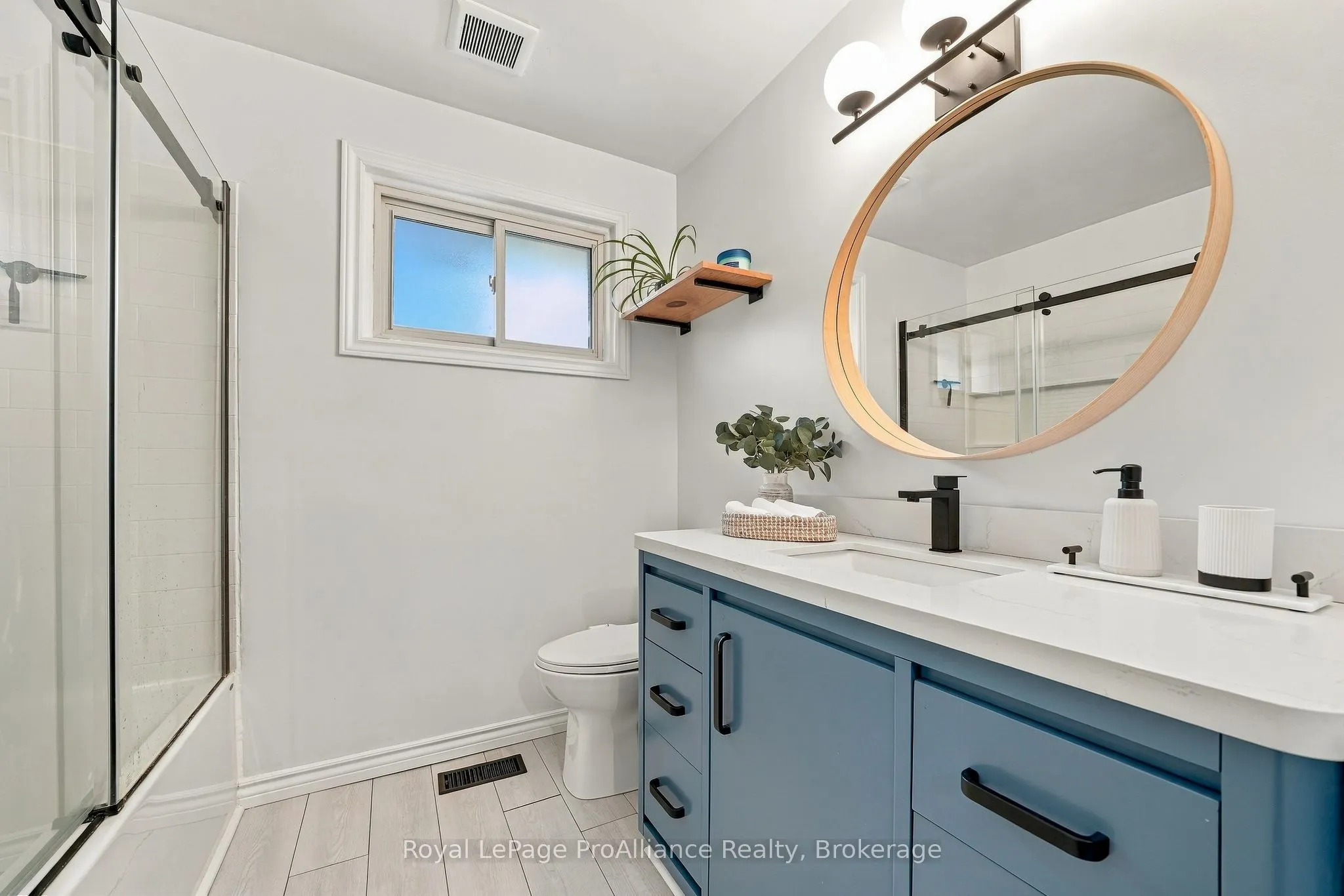 12 Thorncliffe Drive