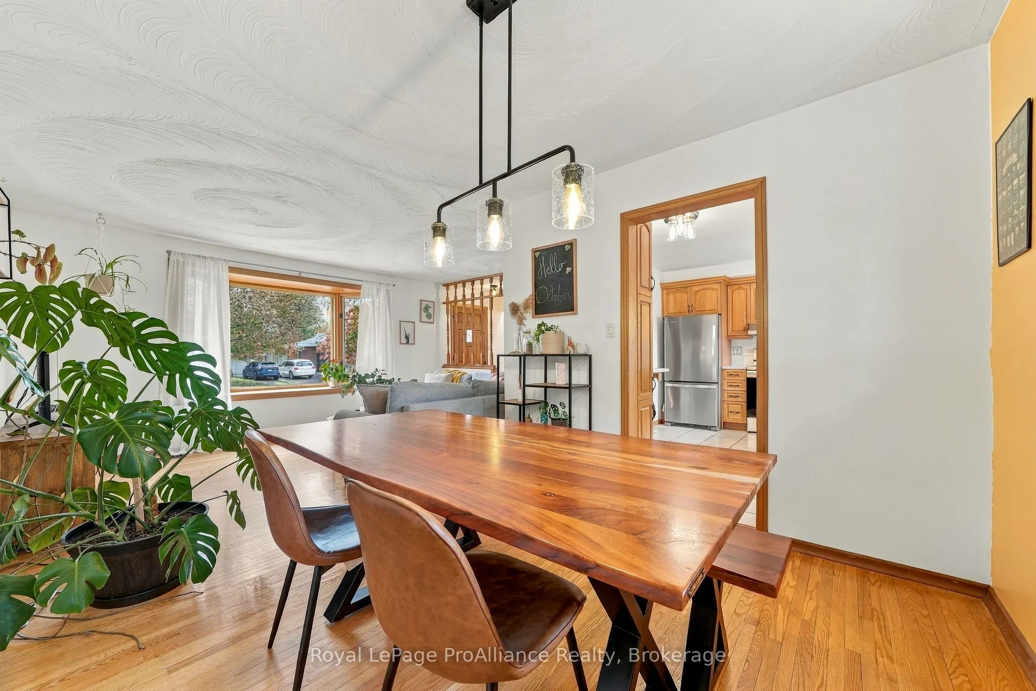 12 Thorncliffe Drive